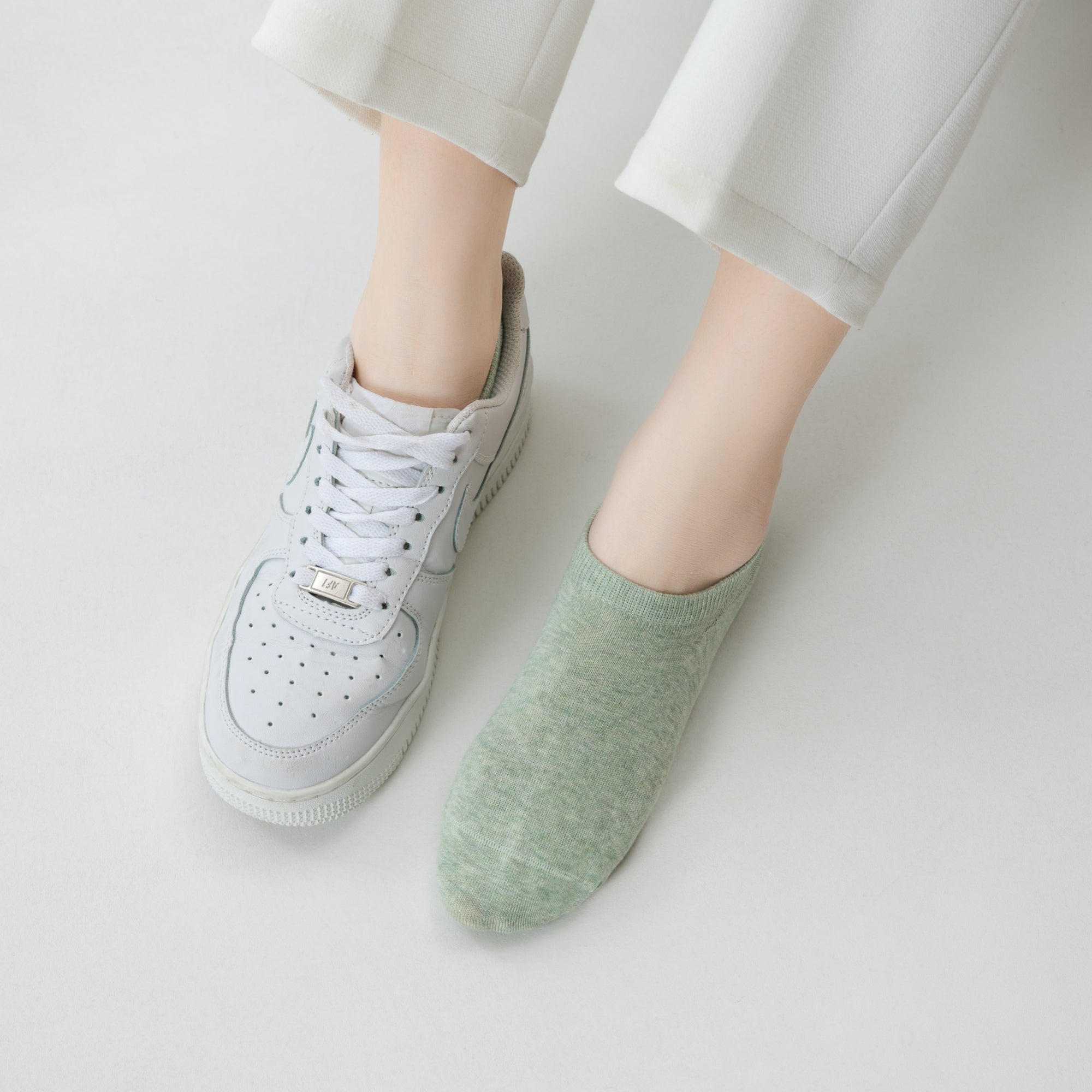 Women's Non-Slip Combed Cotton No-Show Socks - 6 Pairs