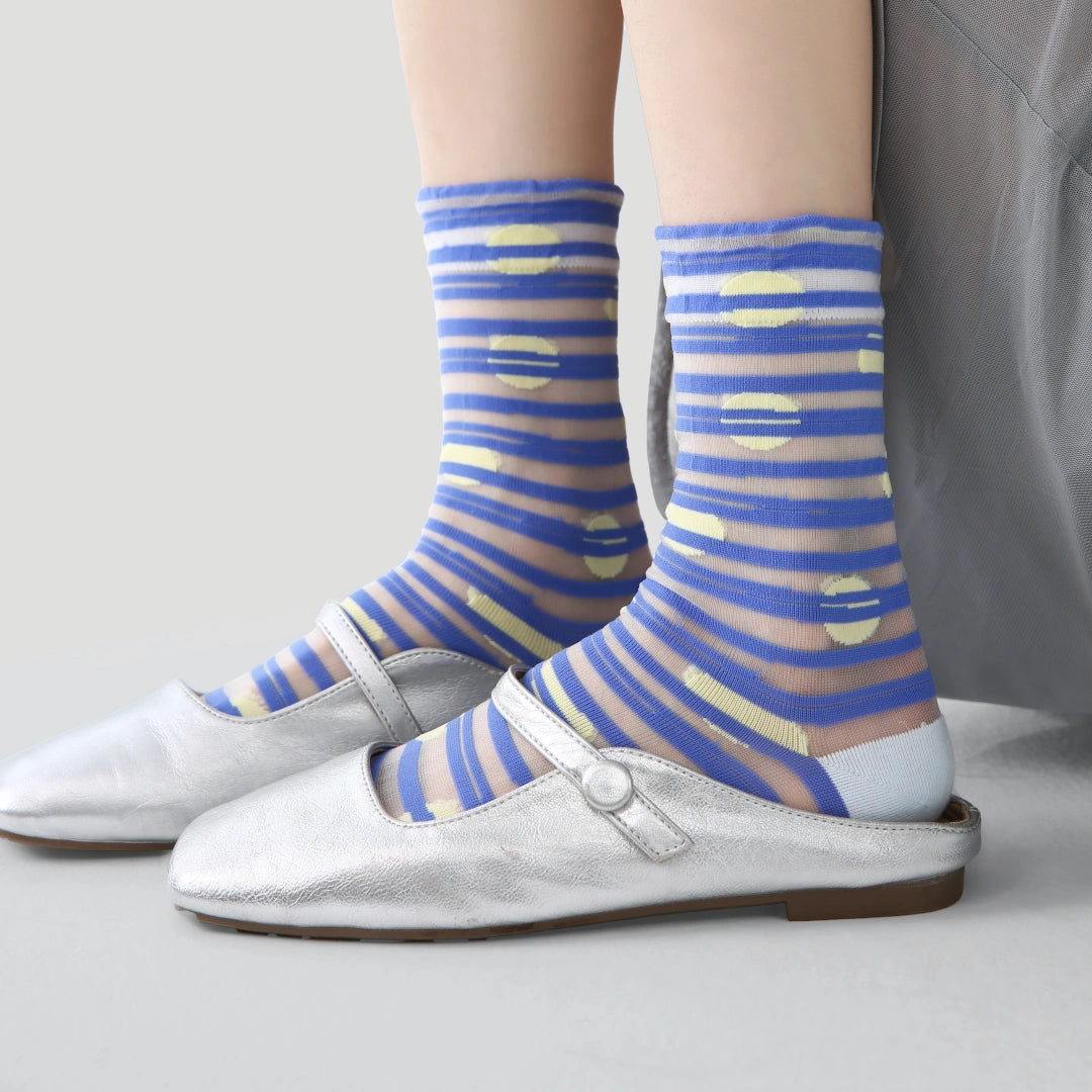 Aura Prism Creative Sheer Art Socks 3-Pack - sock set showing secure grip comfort