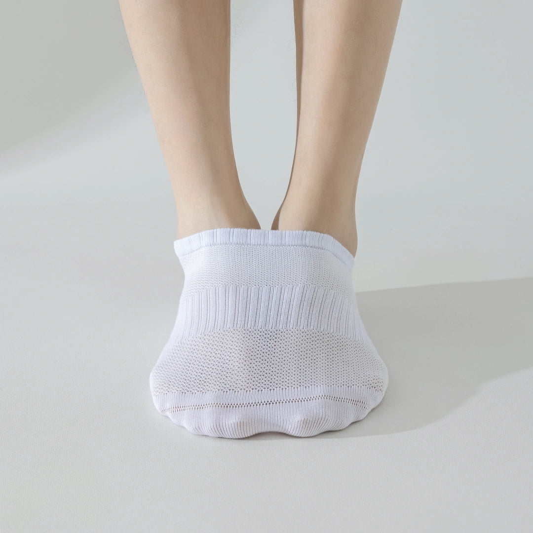 "Titan Mesh" Big & Tall Men's Low-Cut Socks - product photo showing breathable mesh comfort