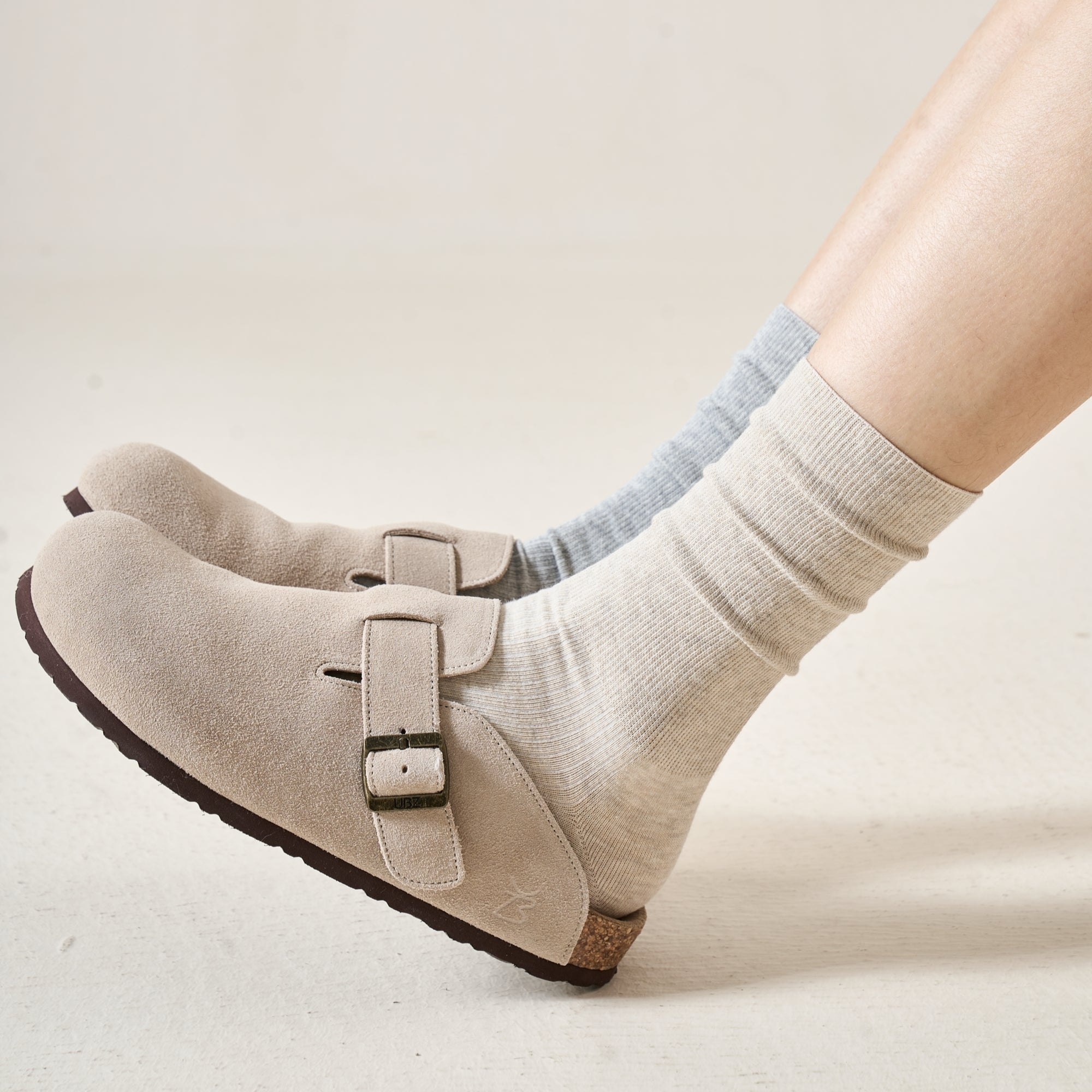 Women's Classic Ribbed Slouch Crew Socks - Single Pair