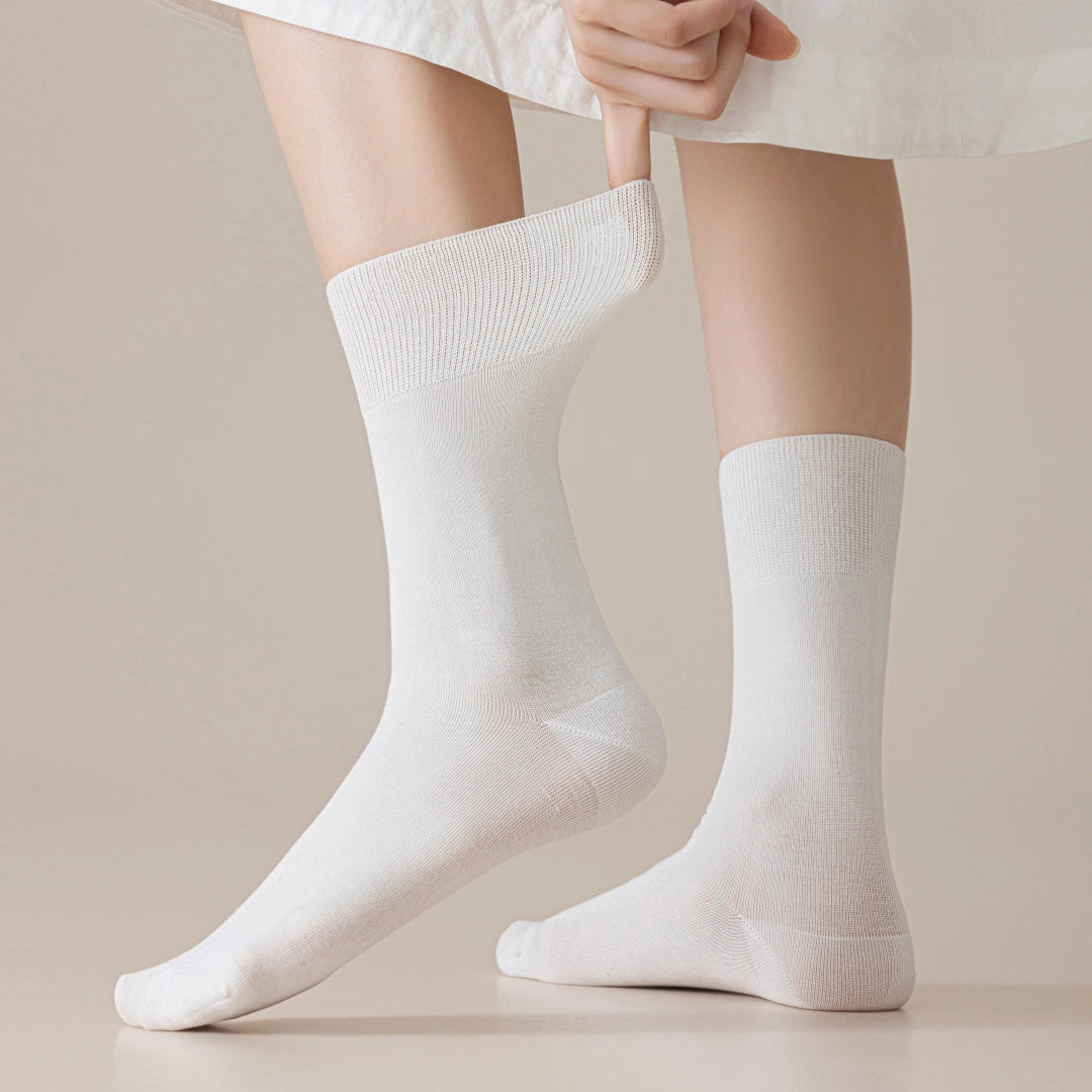 Women's Modal & Mulberry Silk Blend 7.5‘‘ All-Season Crew Socks