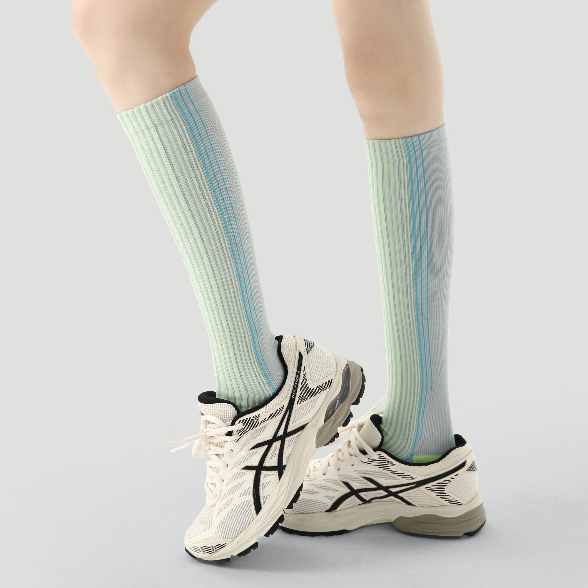 Women's Performance Knee-High Hiking Socks - Grey & Neon Volt