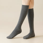 Women‘s 47.5% Wool Blend Thermal Knee-High Socks