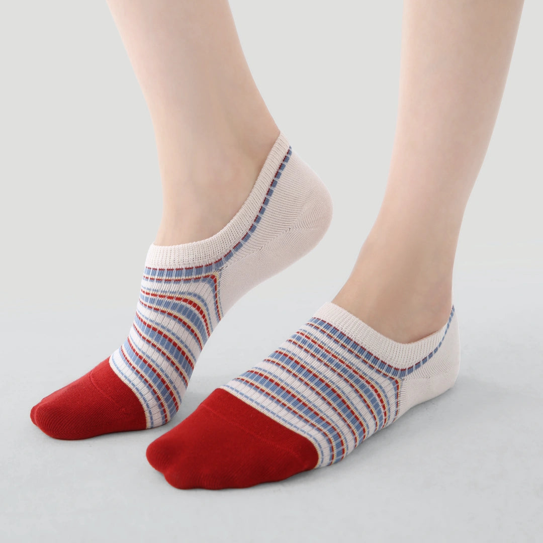 "Artisan Pulse" Women's 3D Jacquard No-Show Socks 5-Pack - sock set showing secure grip comfort