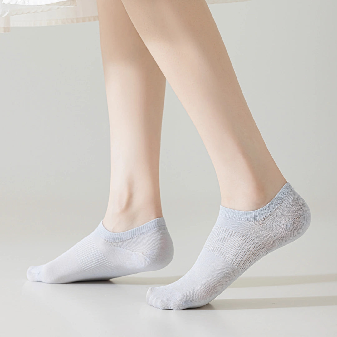 Women's Silk Blend Cooling Invisible Socks