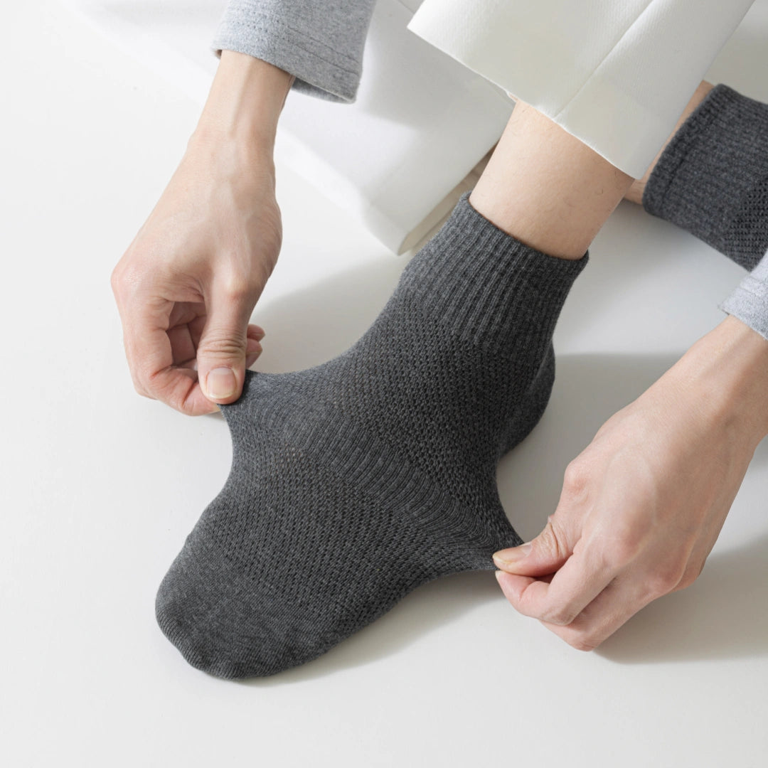 Men's 98% Cotton Breathable Mesh Ankle Socks - product photo showing breathable mesh comfort