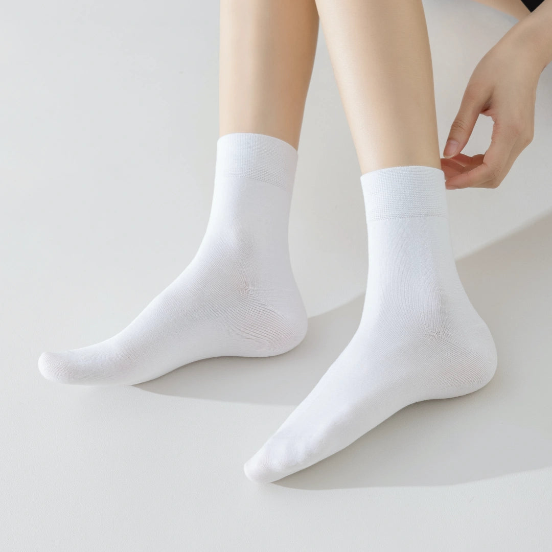 Women's Bamboo Fiber Anti-Odor Crew Socks