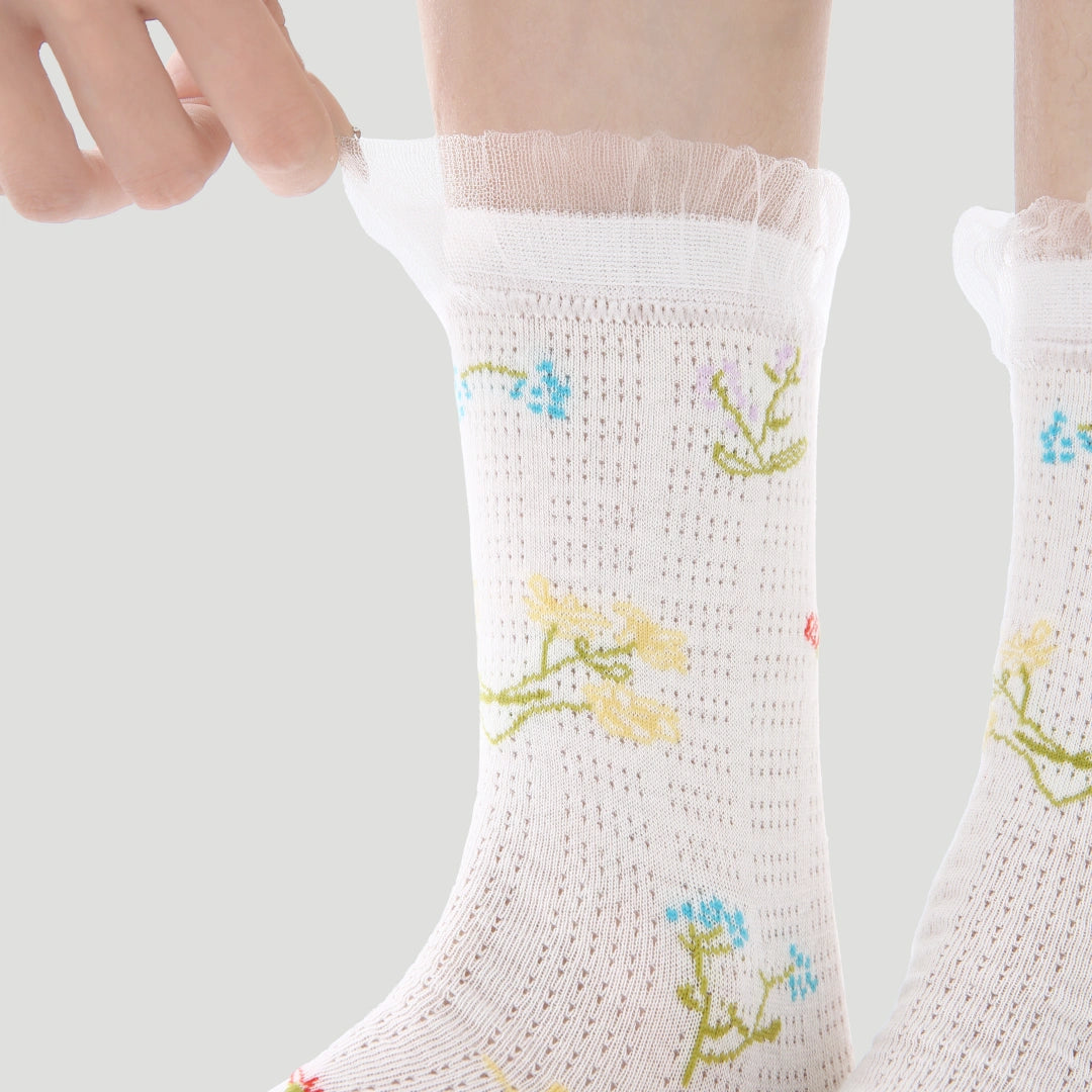 Women's Ombré Stripe Mesh Socks (3-Pack) - sock set showing breathable mesh comfort