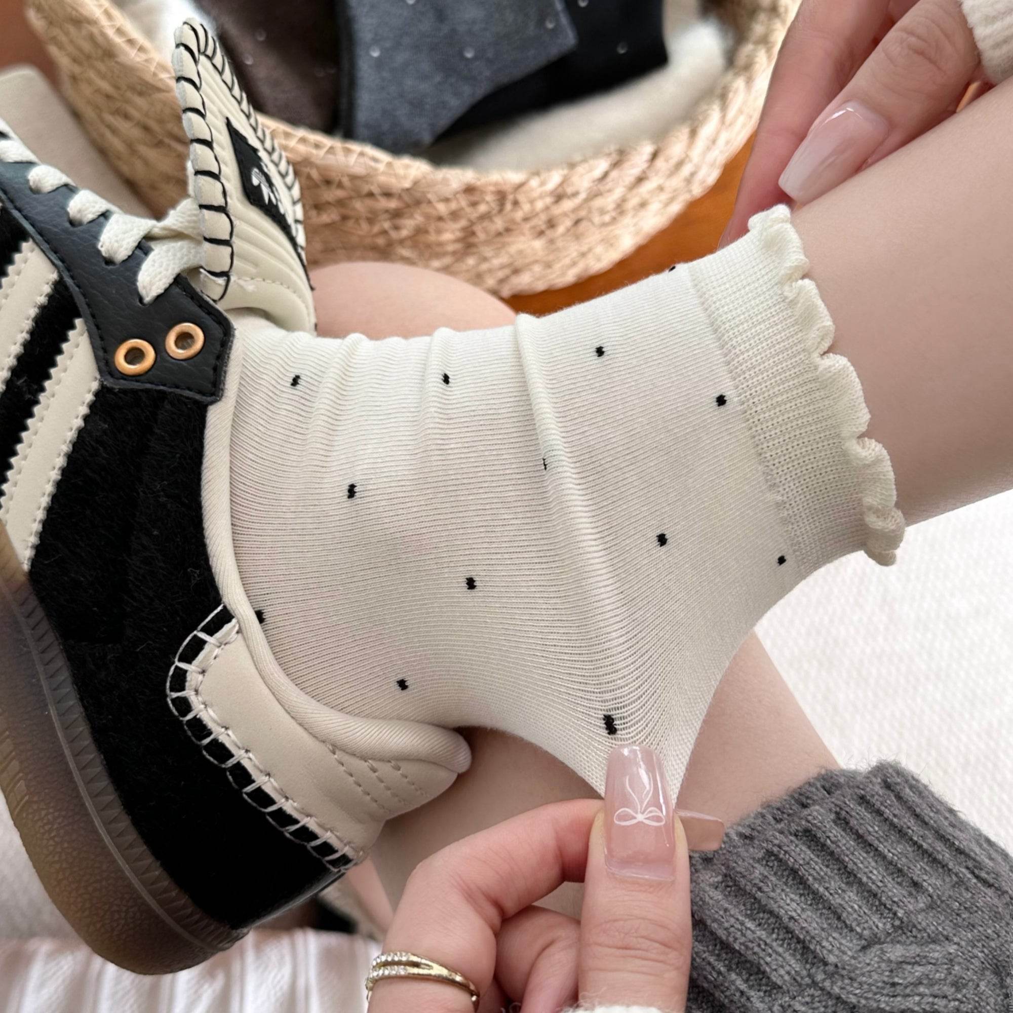 Women's Dainty Dot Ruffle Cuff Socks - Single Pair