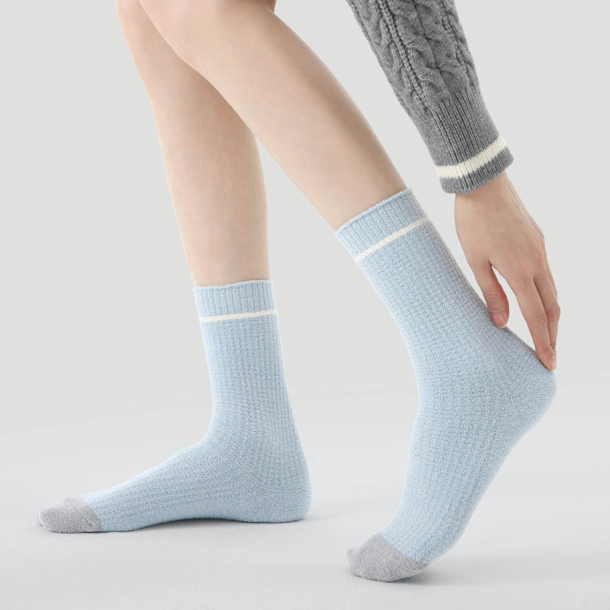 Women's Minimalist Plush Socks - 3 pairs