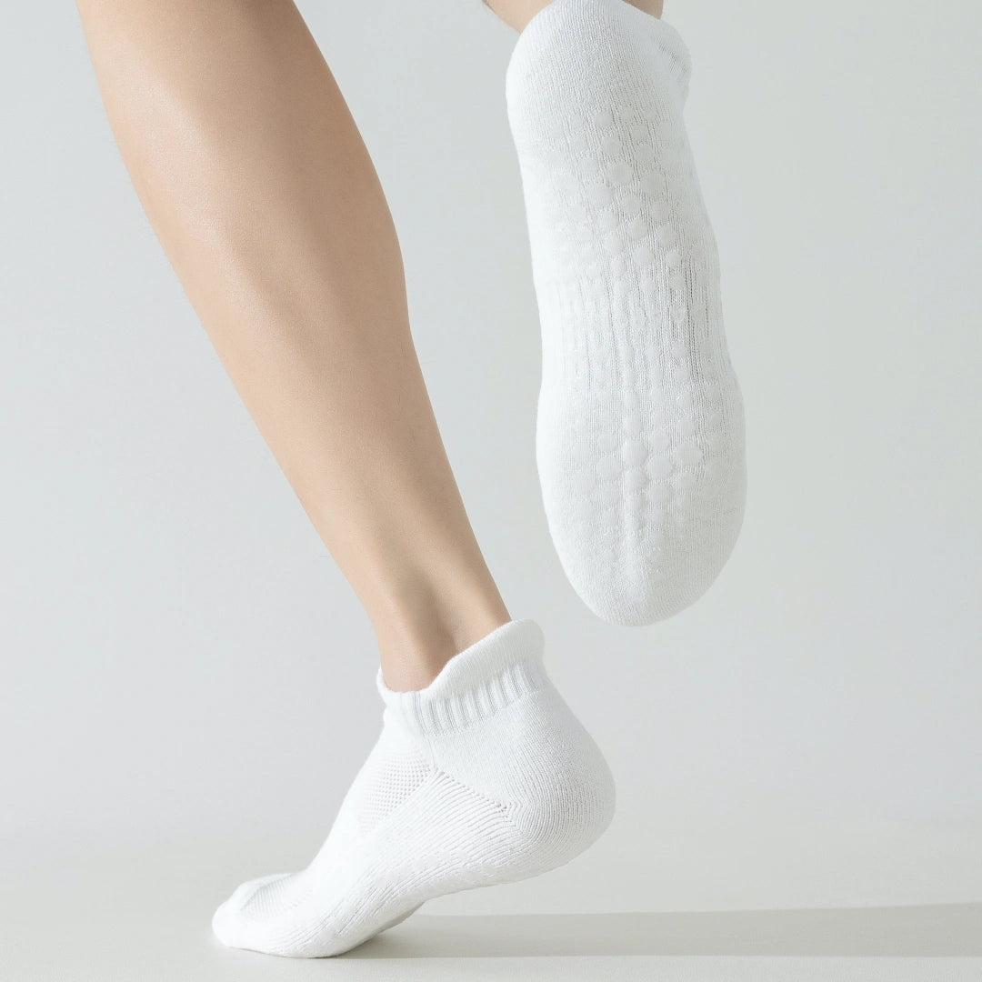 Men's 92% Cotton Non-Slip Yoga Ankle Socks - product photo showing secure grip comfort