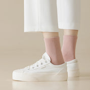 Women's 98% Cotton Essential Solid Quarter Socks