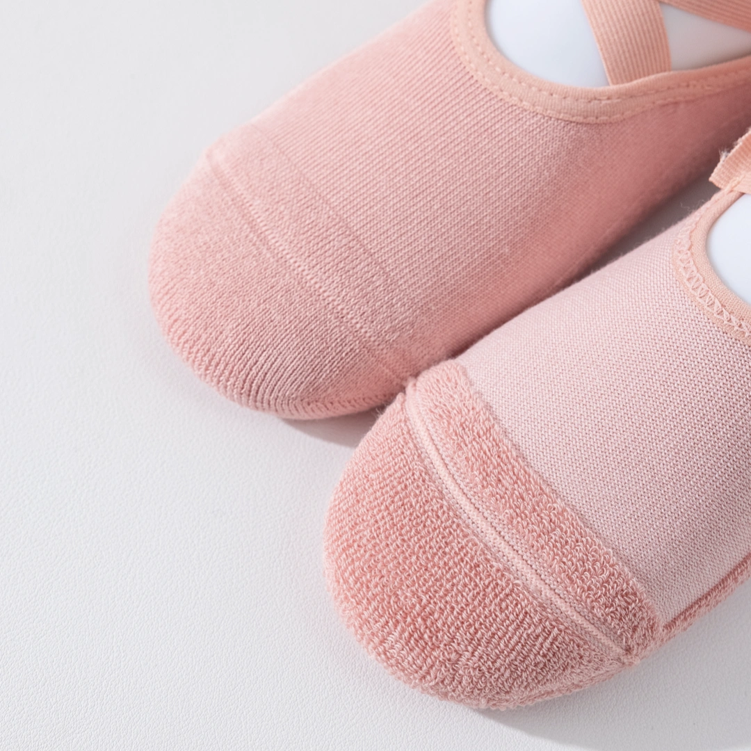 92% Cotton Cushioned Anti-Slip Yoga Socks