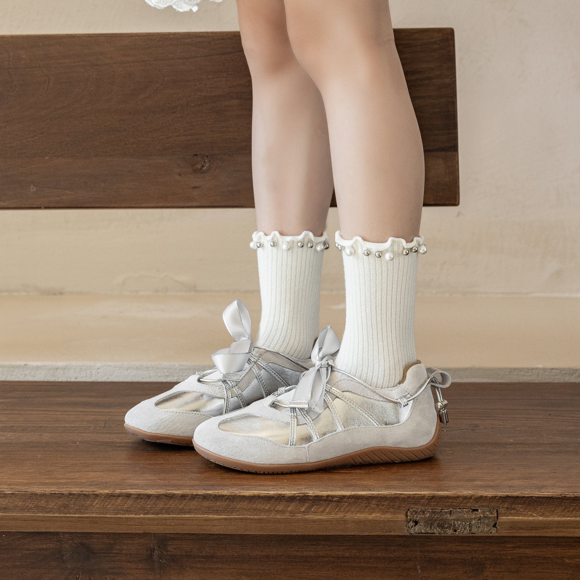 Kid's Dainty Pearl Crew Socks - 2 Pairs