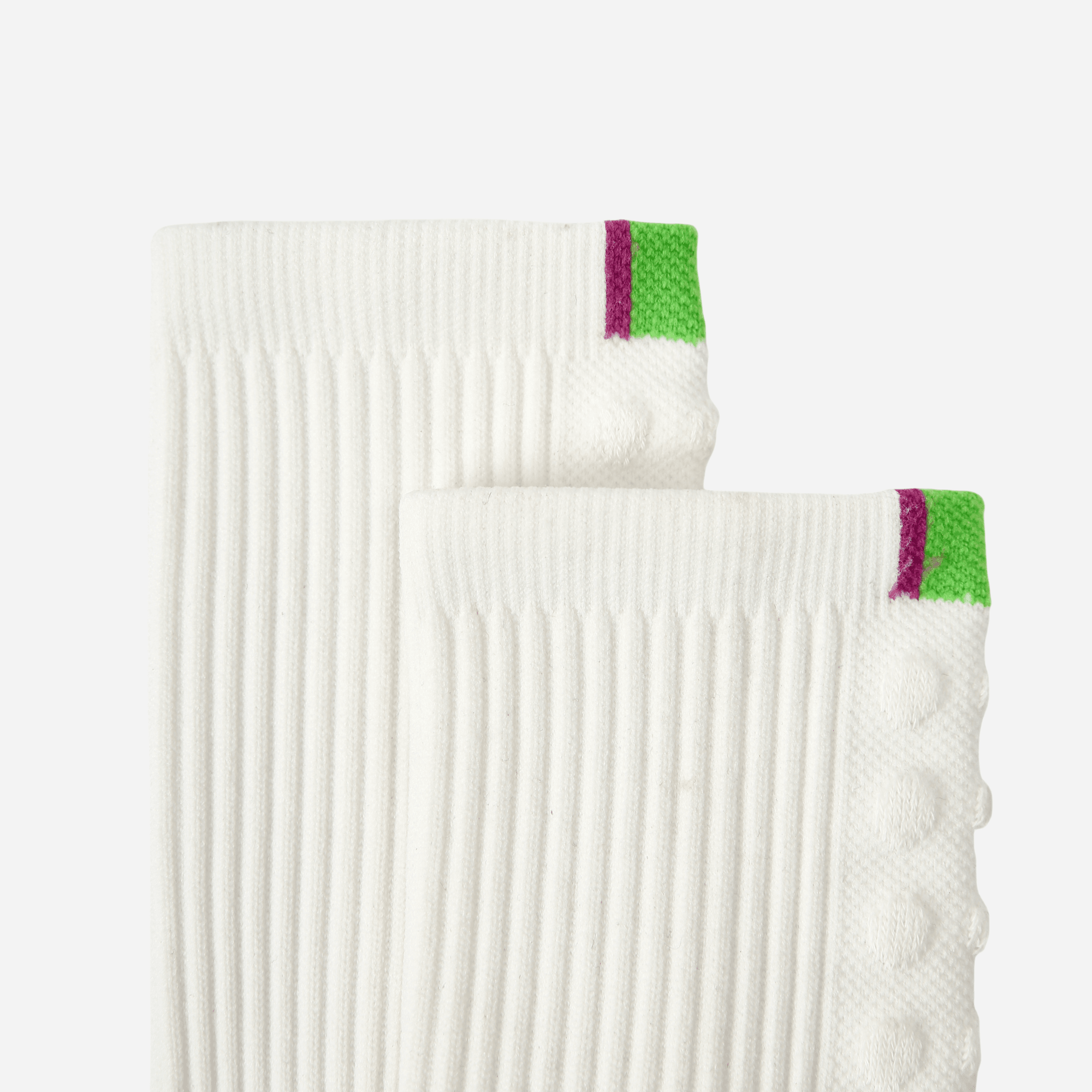 Women's Performance Cushioned Crew Socks - White