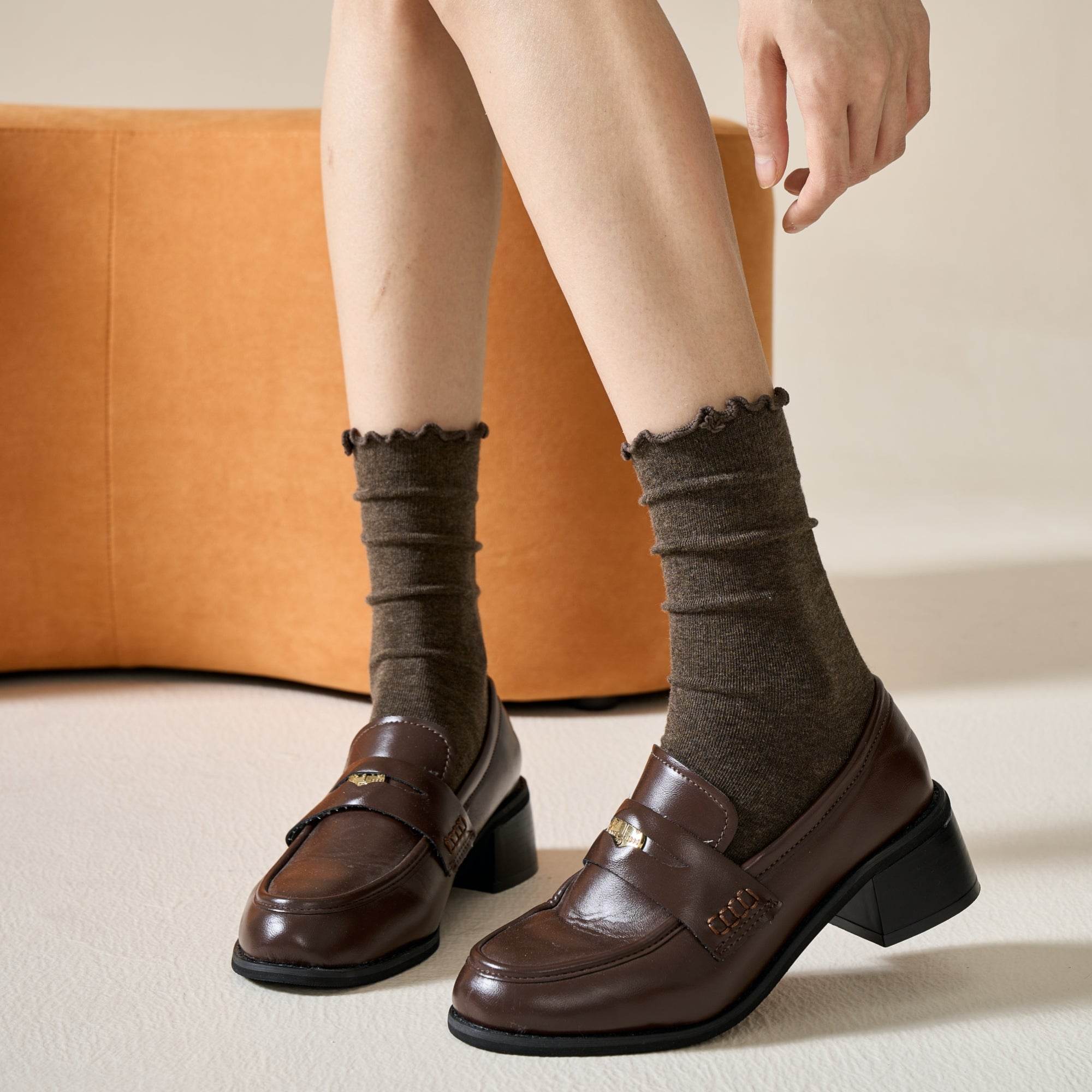 Women's Ruffle Cuff Cotton Crew Socks - Single Pair