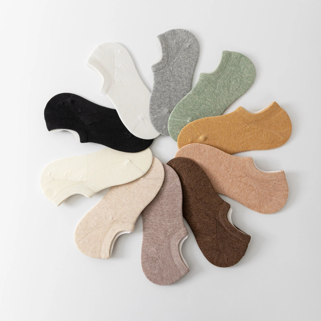 Women's 95% Cotton Ultra-Soft Heathered No-Show Socks - product photo showing soft cotton comfort