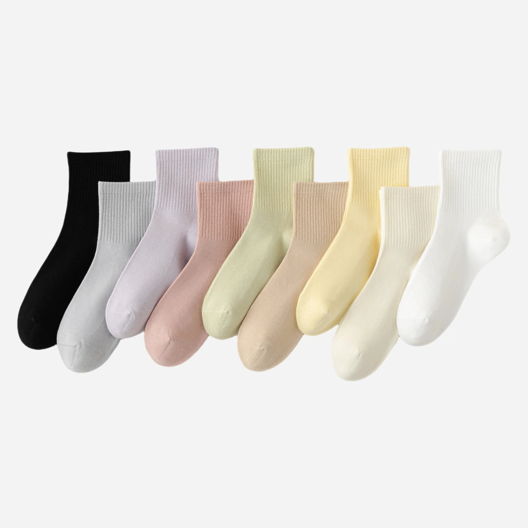 Women's 98% Cotton Essential Solid Quarter Socks
