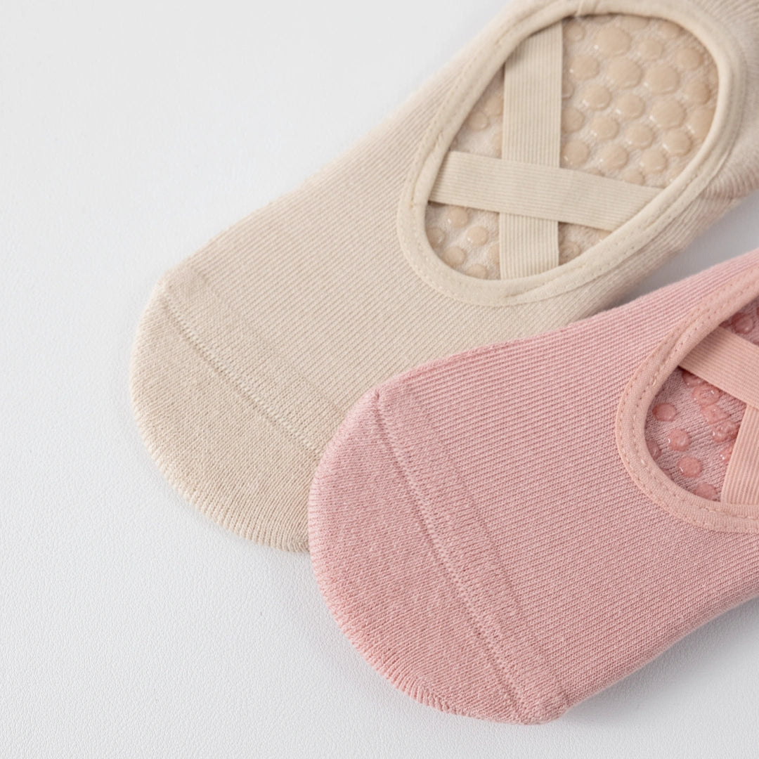 92% Cotton Cushioned Anti-Slip Yoga Socks
