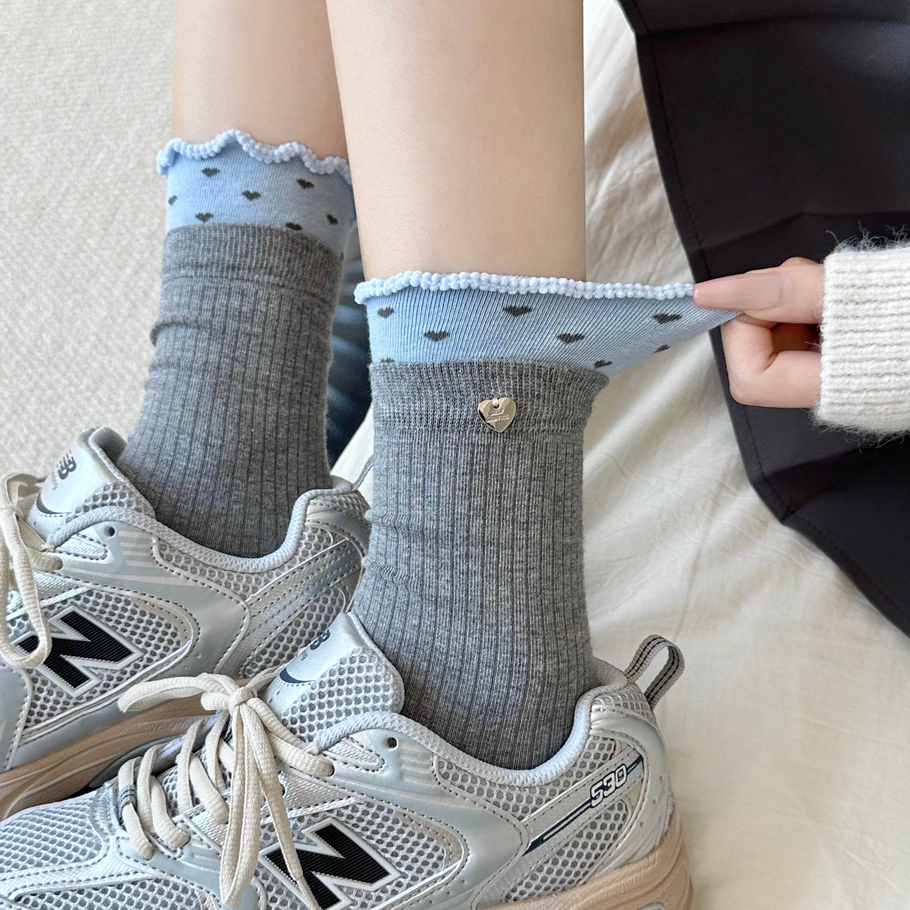 Women's Dainty Heart Charm Ruffle Socks - Single Pair
