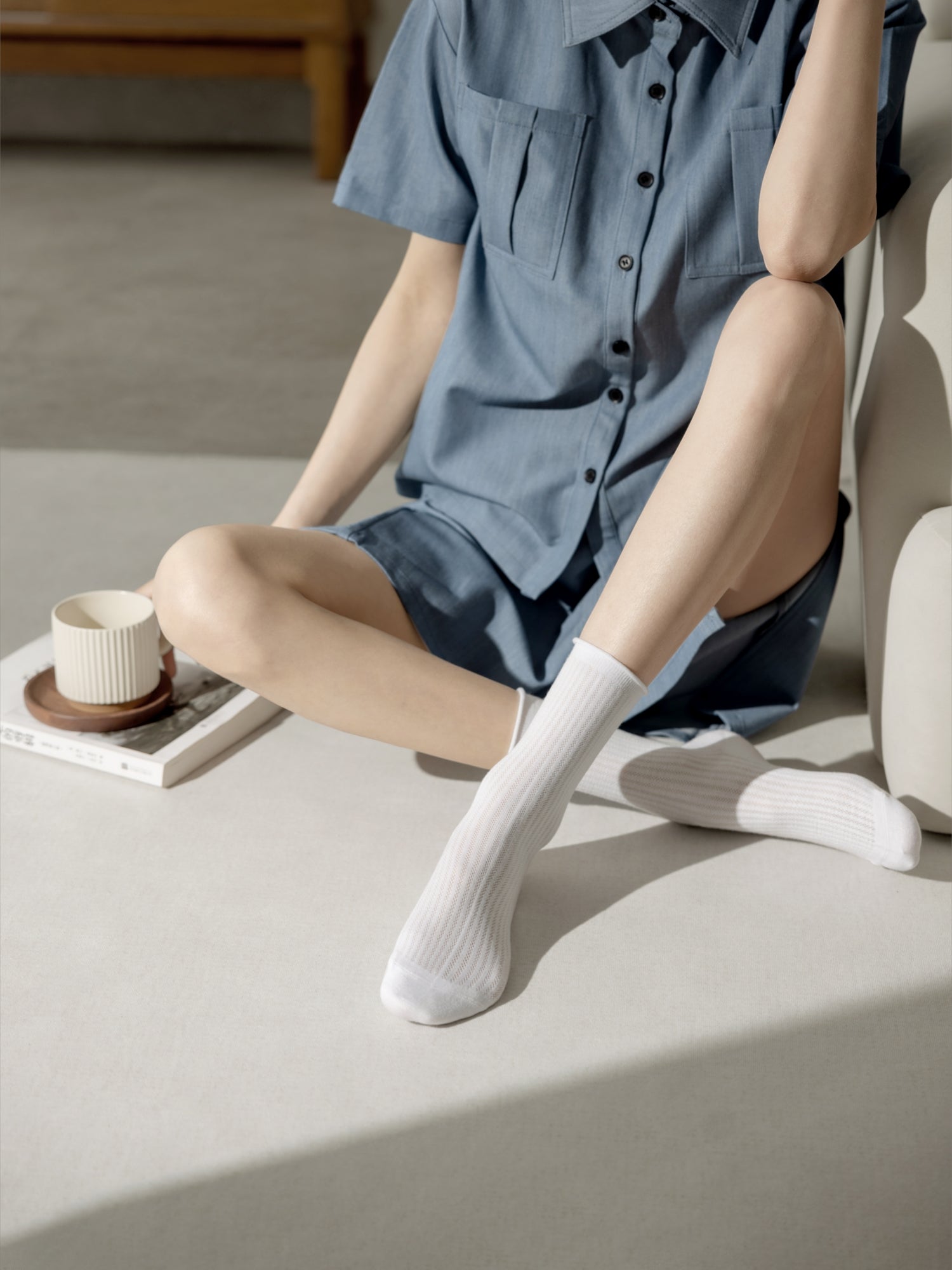 Women's Silk Mid-Crew Socks-1 Pack