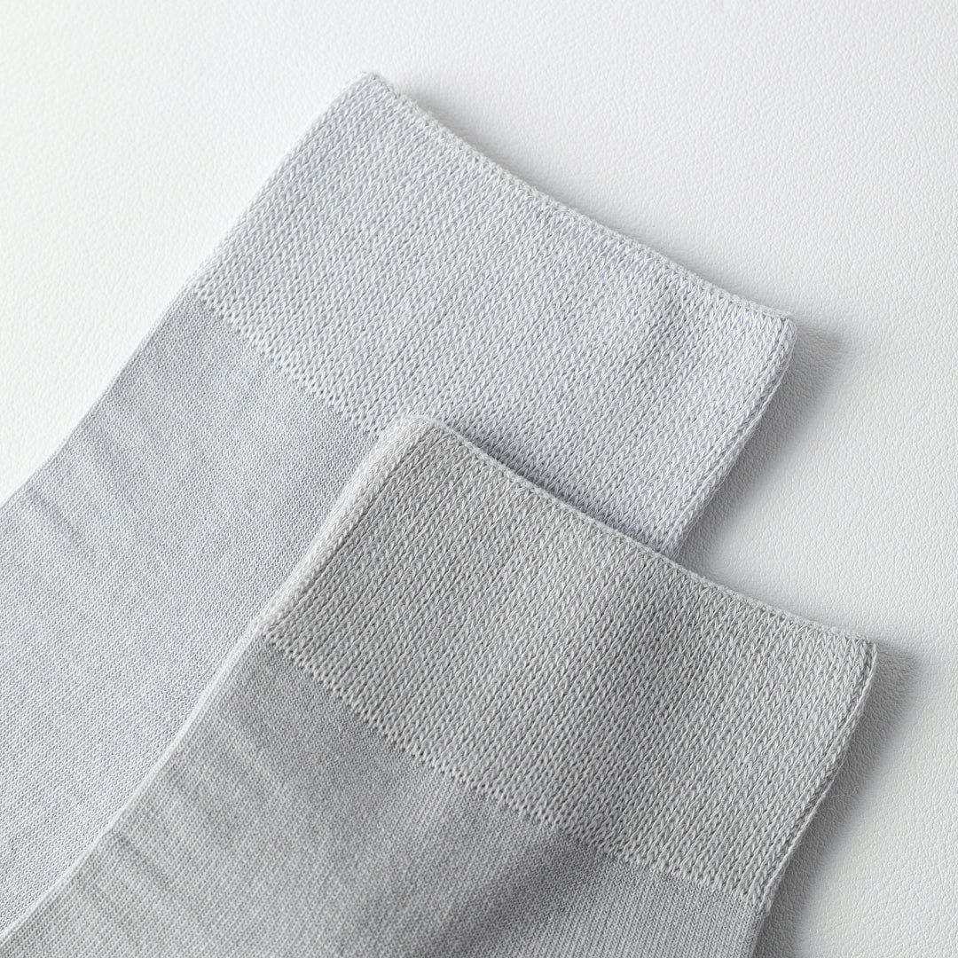 Men's 98% Cotton Ultra-Thin Non-Binding Ankle Socks - product photo showing soft cotton-rich comfort
