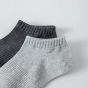"Titan Mesh" Big & Tall Men's Low-Cut Socks - product photo showing breathable mesh comfort