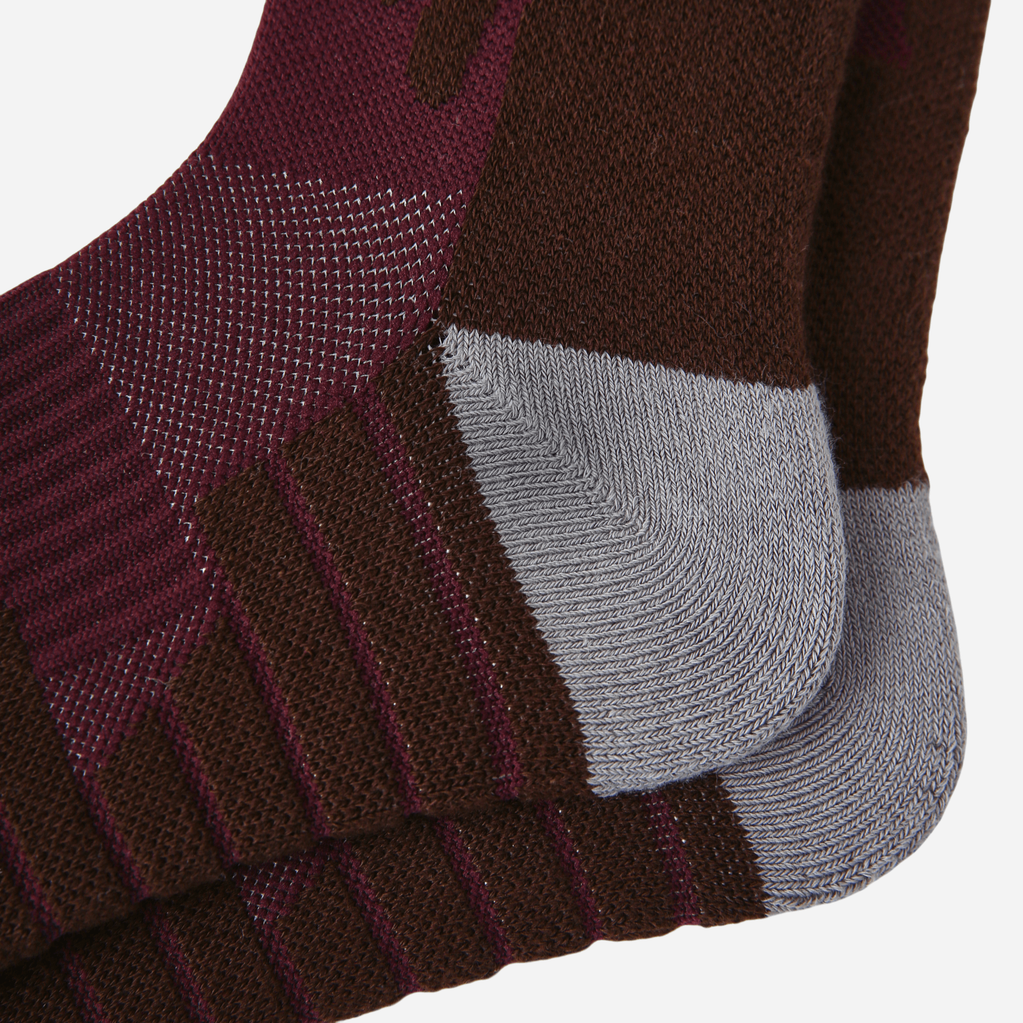 Women's Performance Cushioned Crew Socks - Maroon
