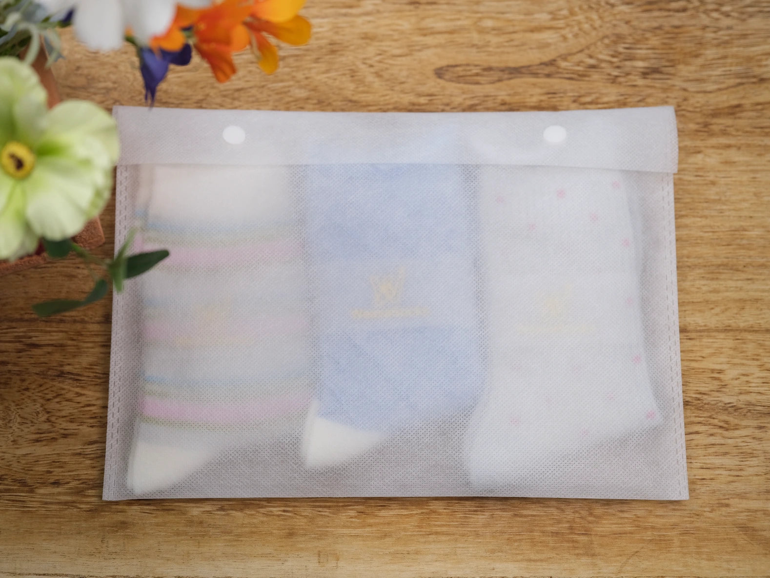 A Plastic-Free Promise: Reusable Non-Woven Pouches