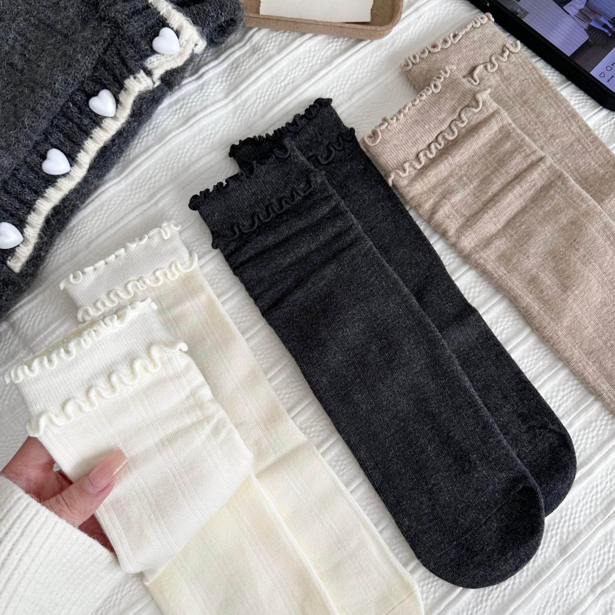 Women's Frilly Lettuce Cuff Slouch Socks - Single Pair