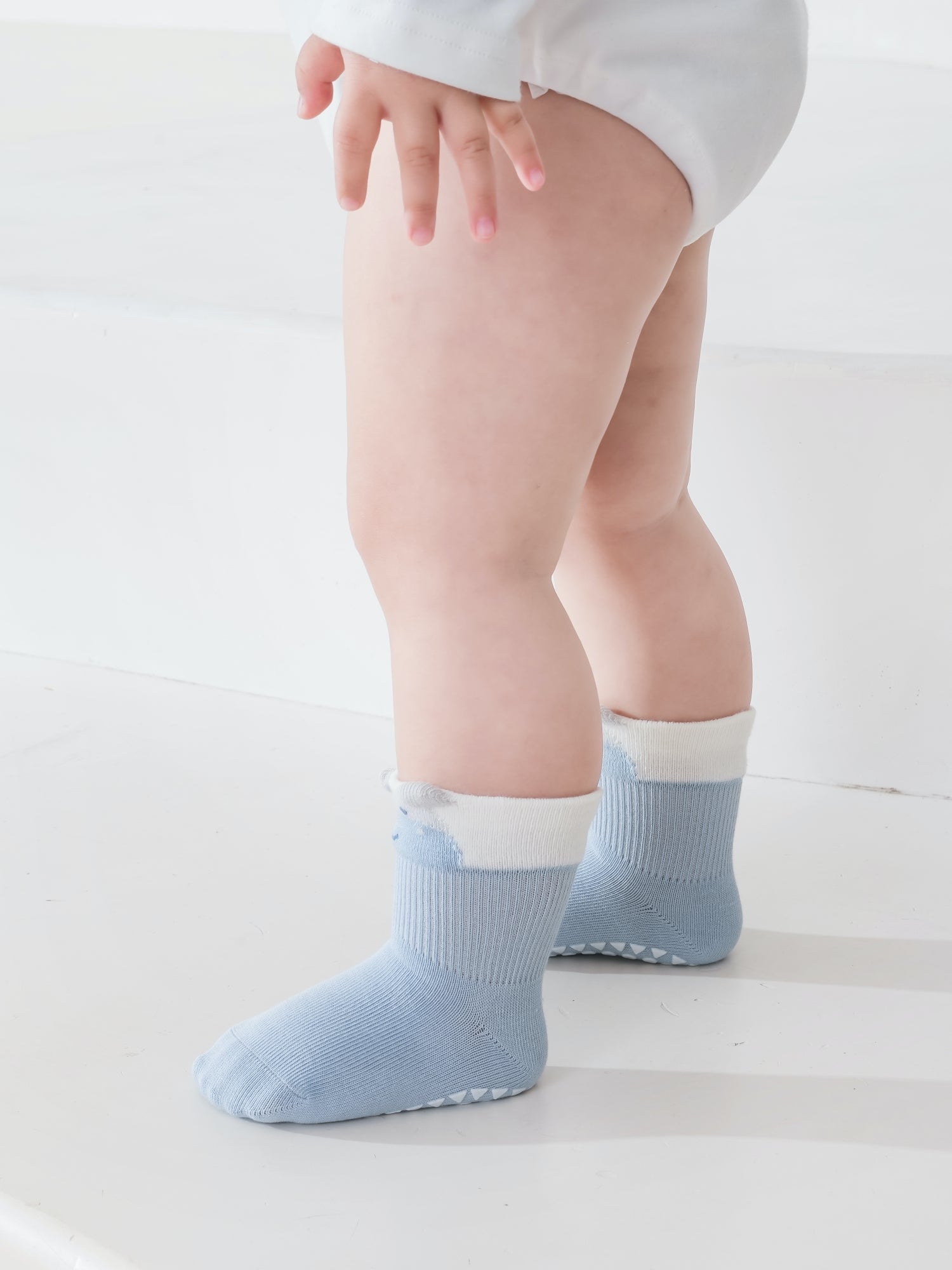 Babies' Pop-Out Pattern Grip Socks-3 Pack