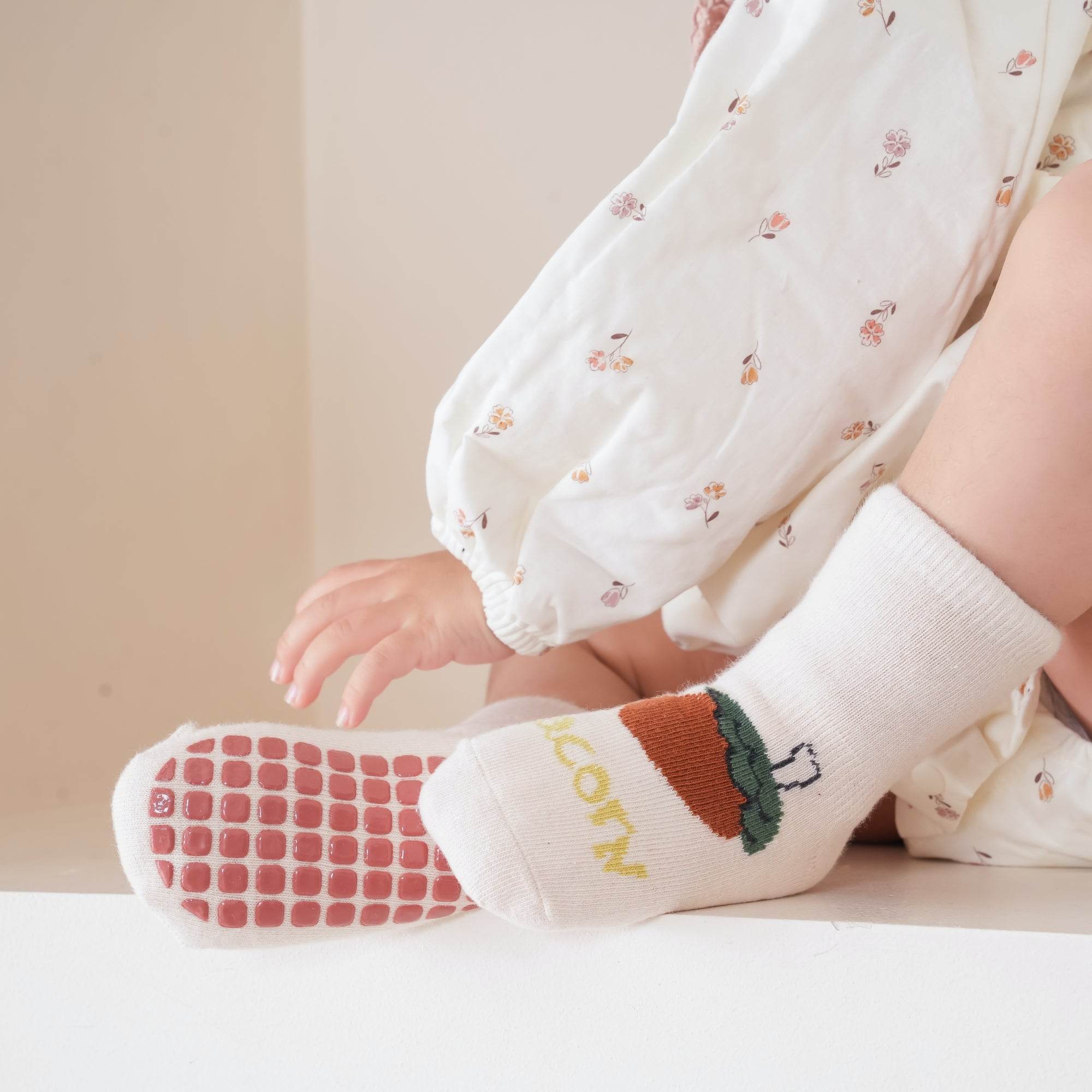 Babies Little Critter Grip Socks-4 Pack - Weavasocks