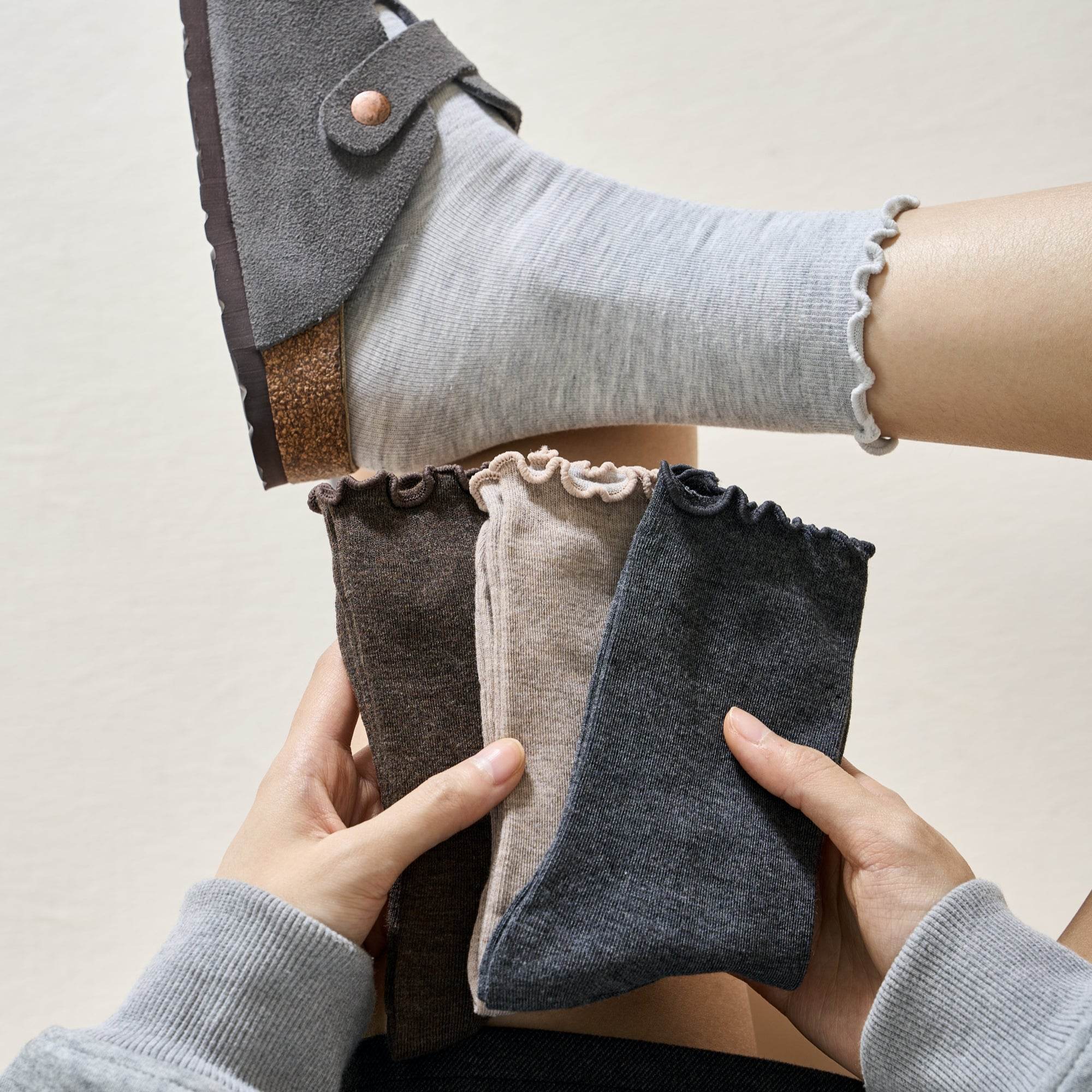 Women's Ruffle Cuff Merino Wool Socks - Single Pair