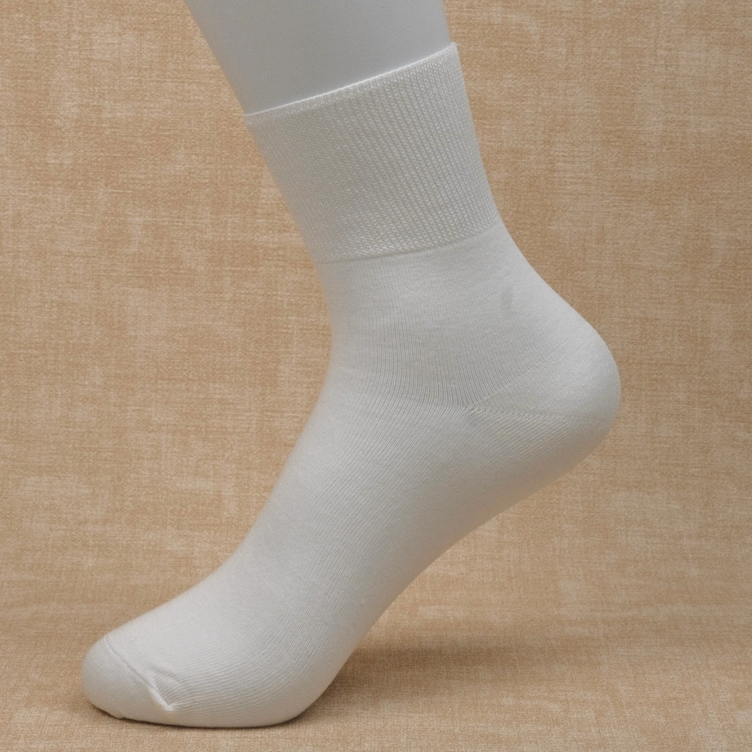 Women's 98% Cotton Non-Binding Quarter Socks - product photo showing soft cotton-rich comfort