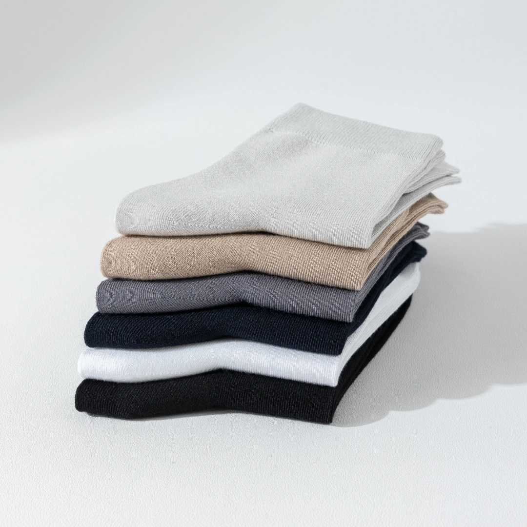 Men's 60% Bamboo Fiber Anti-Odor Crew Socks - product photo showing secure grip comfort