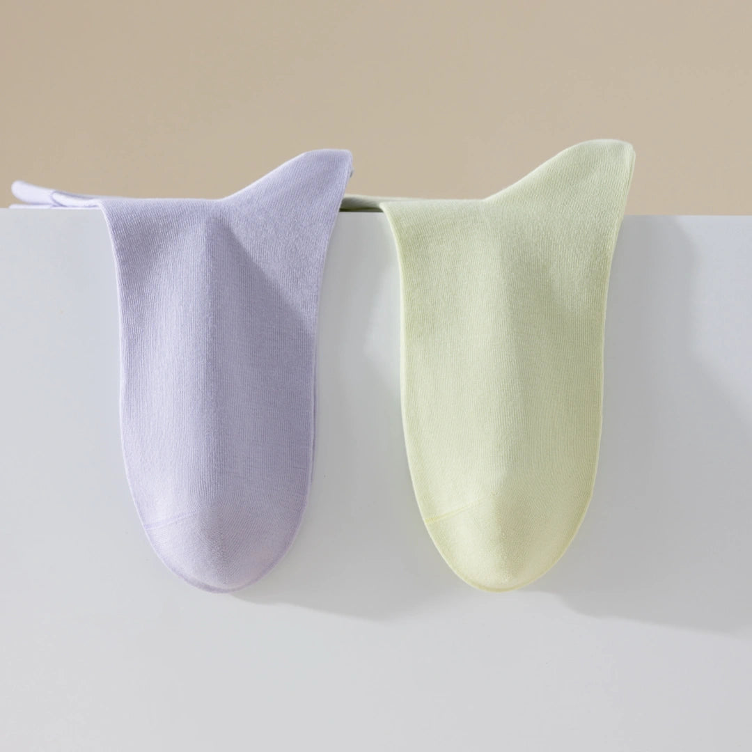 Women's 98% Cotton Non-Binding Relaxed Fit Socks