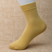 Women's 98% Cotton 5" Quarter Heather Socks - product photo showing soft cotton-rich comfort