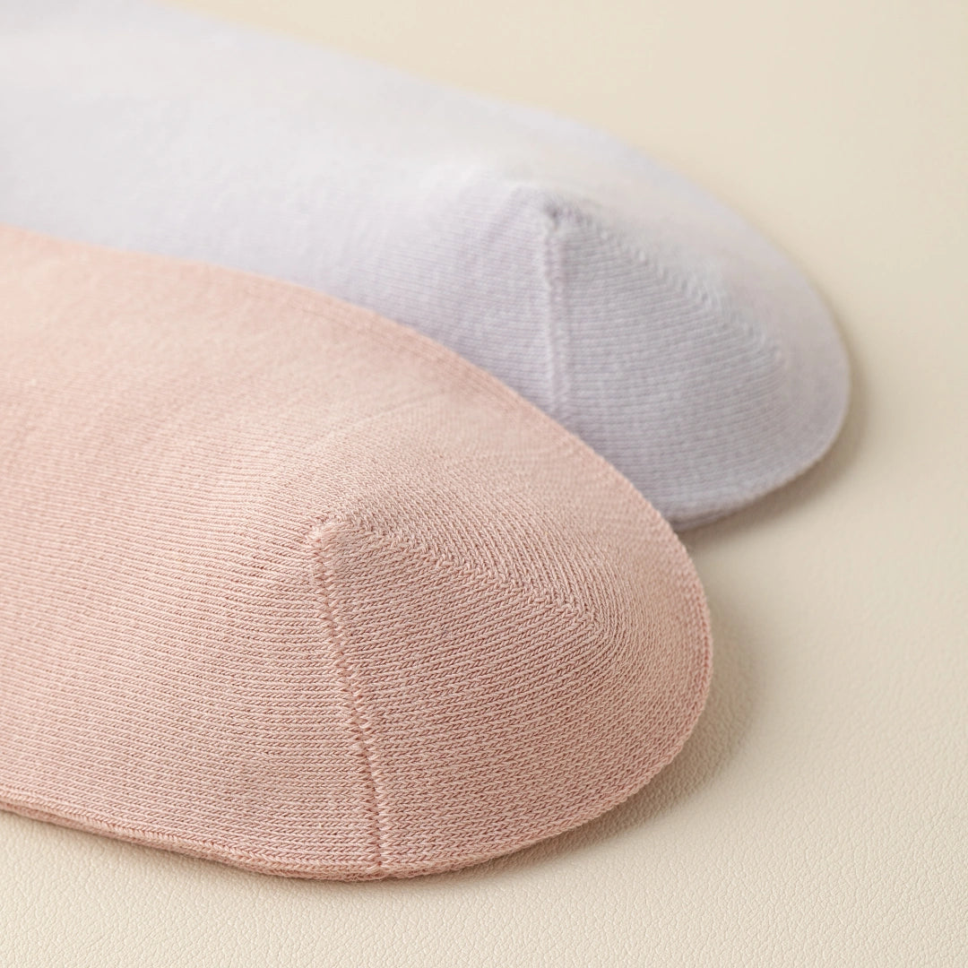 Women's 98% Cotton Essential Solid Quarter Socks