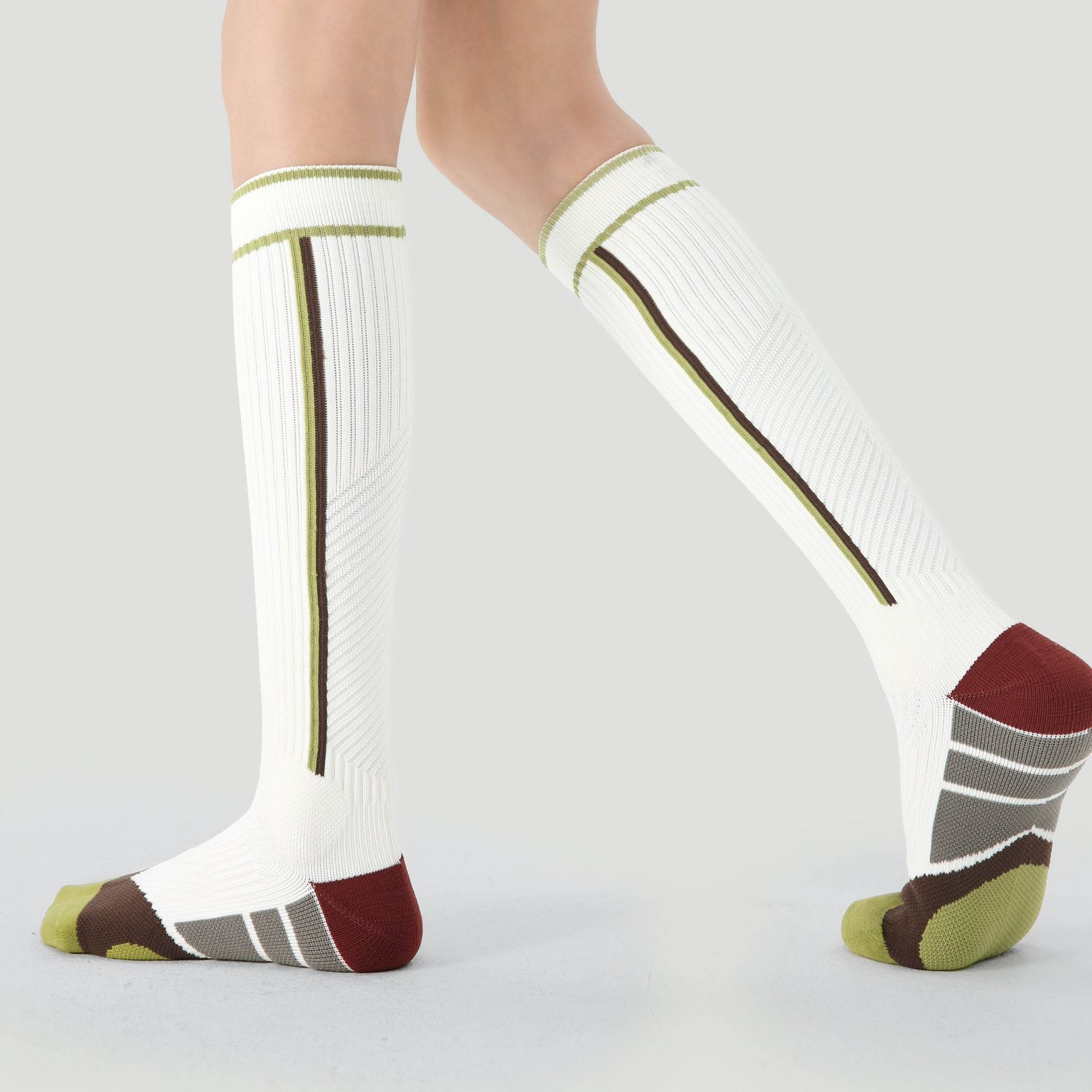 Women's Performance Knee-High Hiking Socks - White & Olive