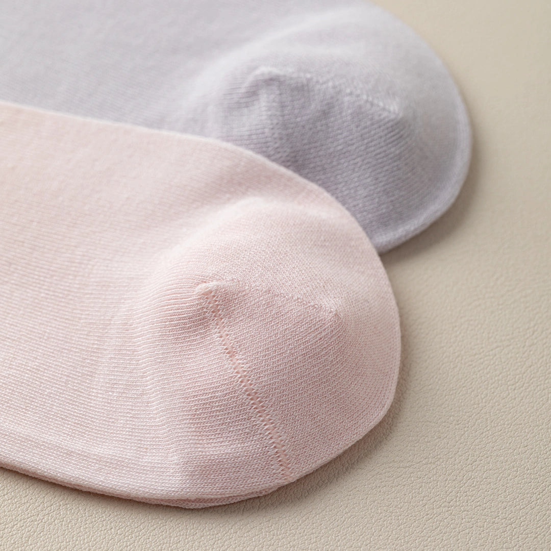 Women's 10% Silk & Modal Antibacterial Ankle Socks - product photo showing modal and mulberry silk comfort