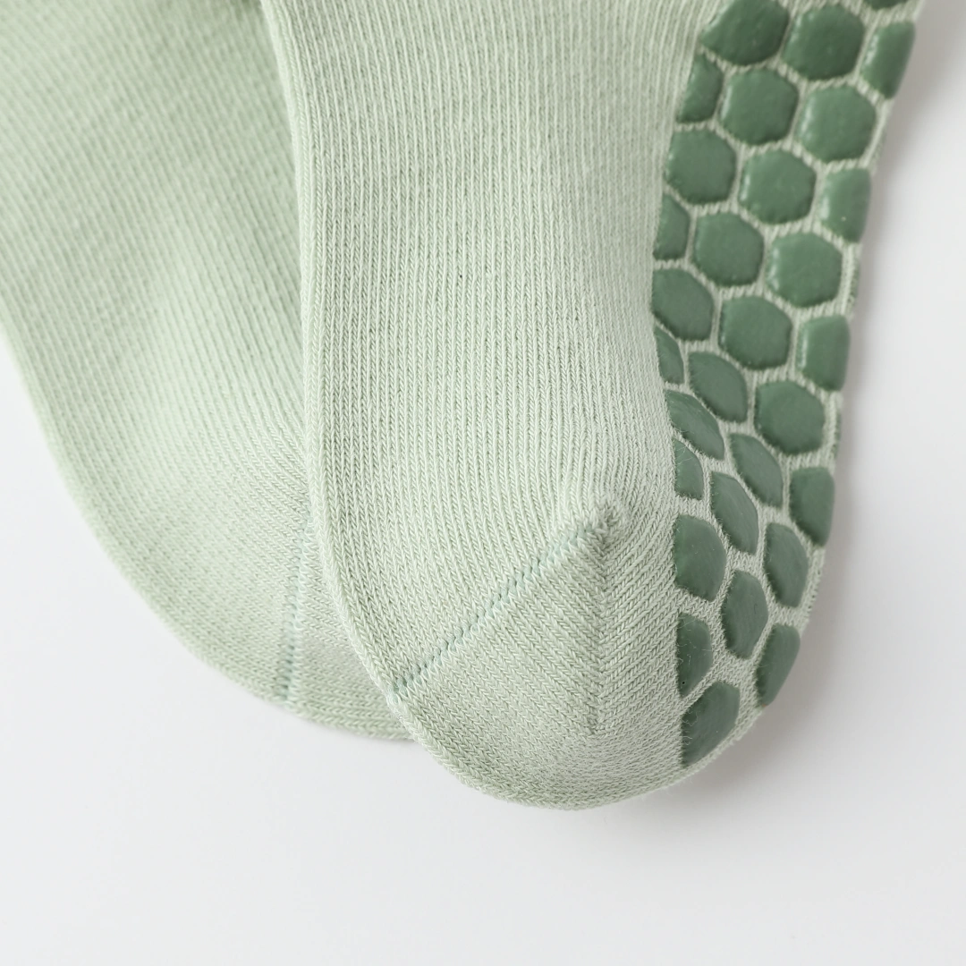 Baby’s First Journey Floor Socks with Full Grip 4-Pack