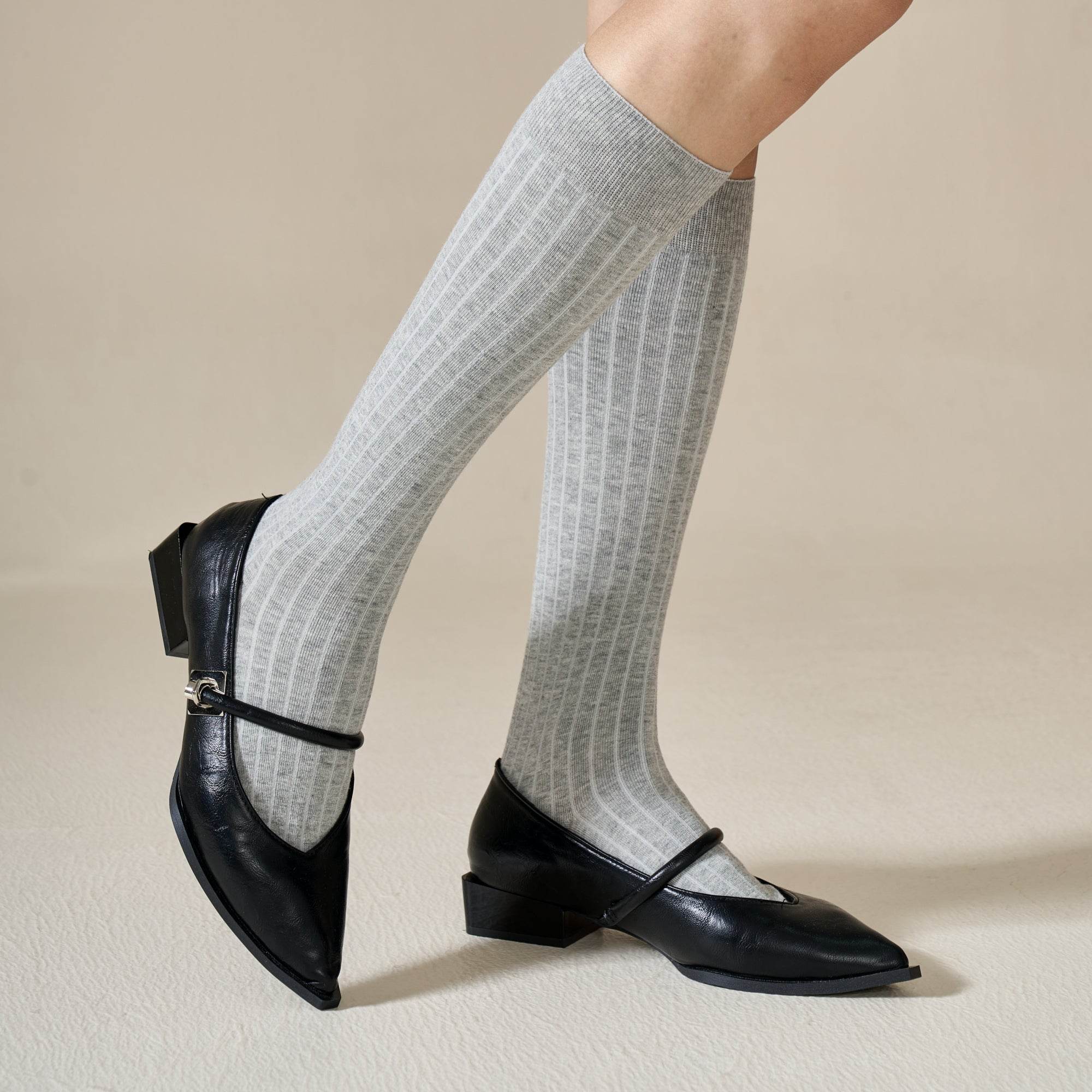 Women's Classic Ribbed Knee-High Socks - Single Pair