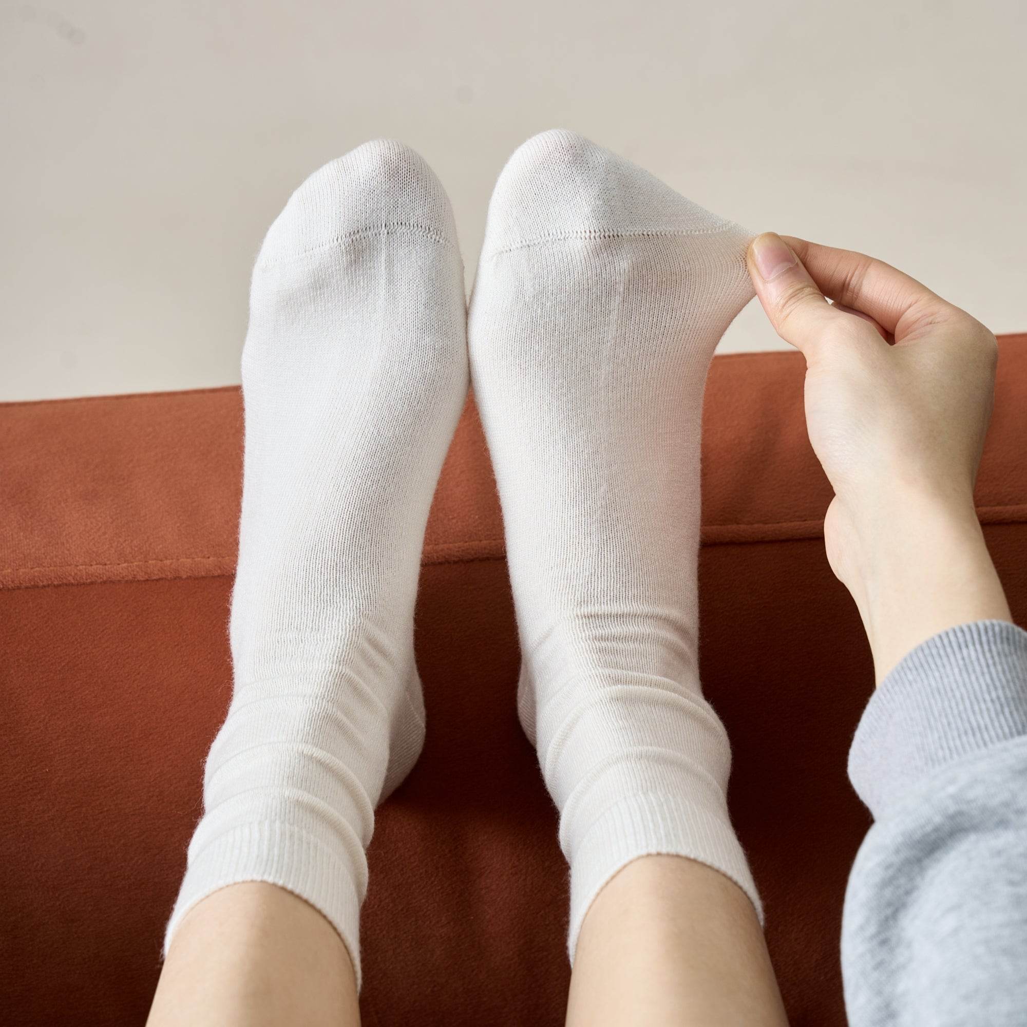 Women's Classic Ribbed Wool & Silk Socks - Single Pair