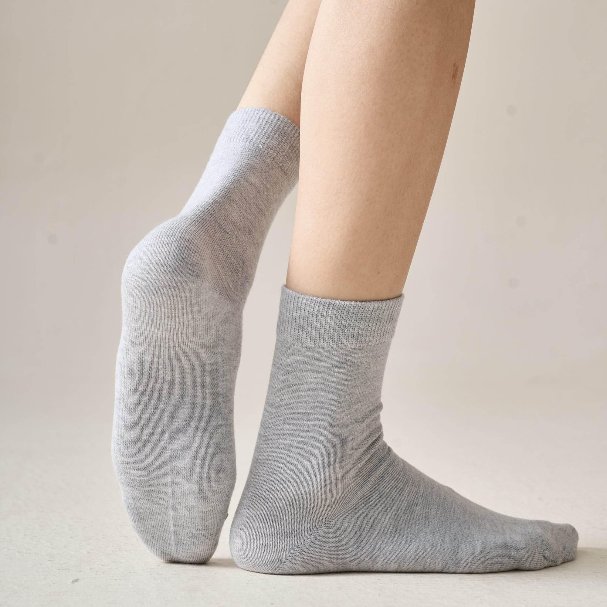 Women's Classic Ribbed Wool & Silk Socks - Single Pair