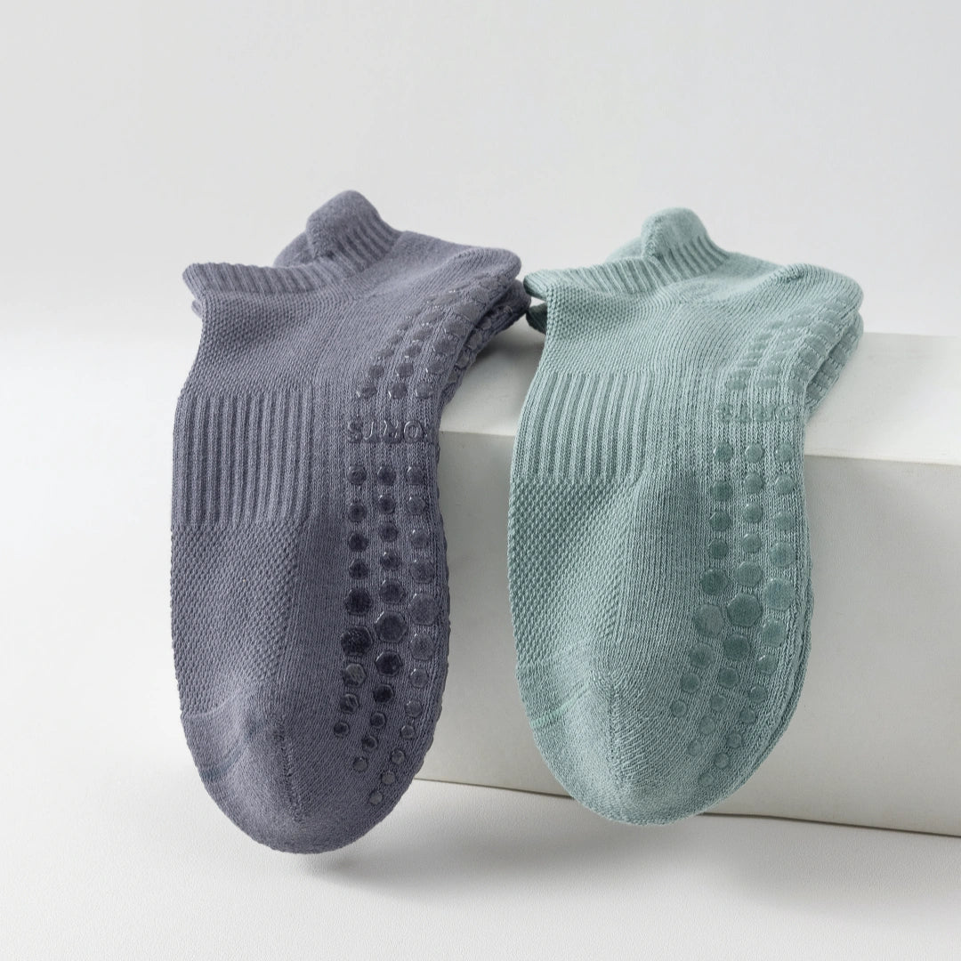Men's 92% Cotton Non-Slip Yoga Ankle Socks - product photo showing secure grip comfort