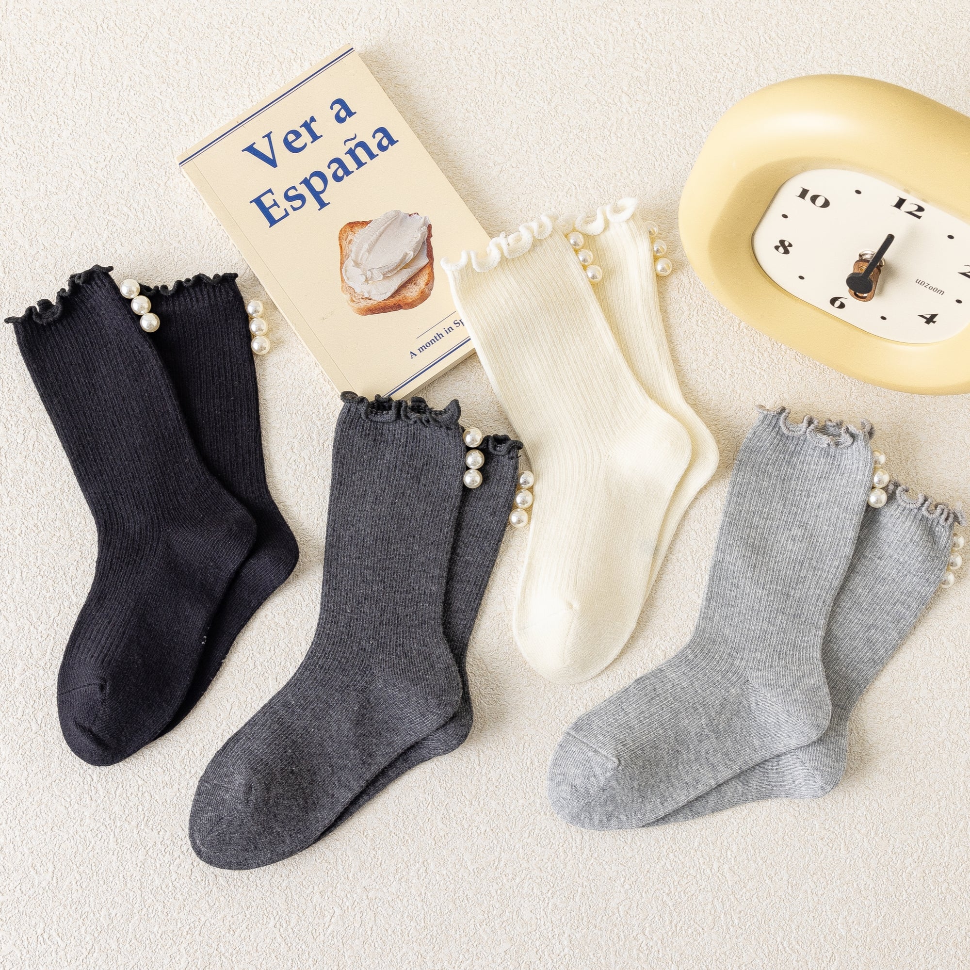 Kid's Sweet Pearl Trim Socks - 2 Pairs