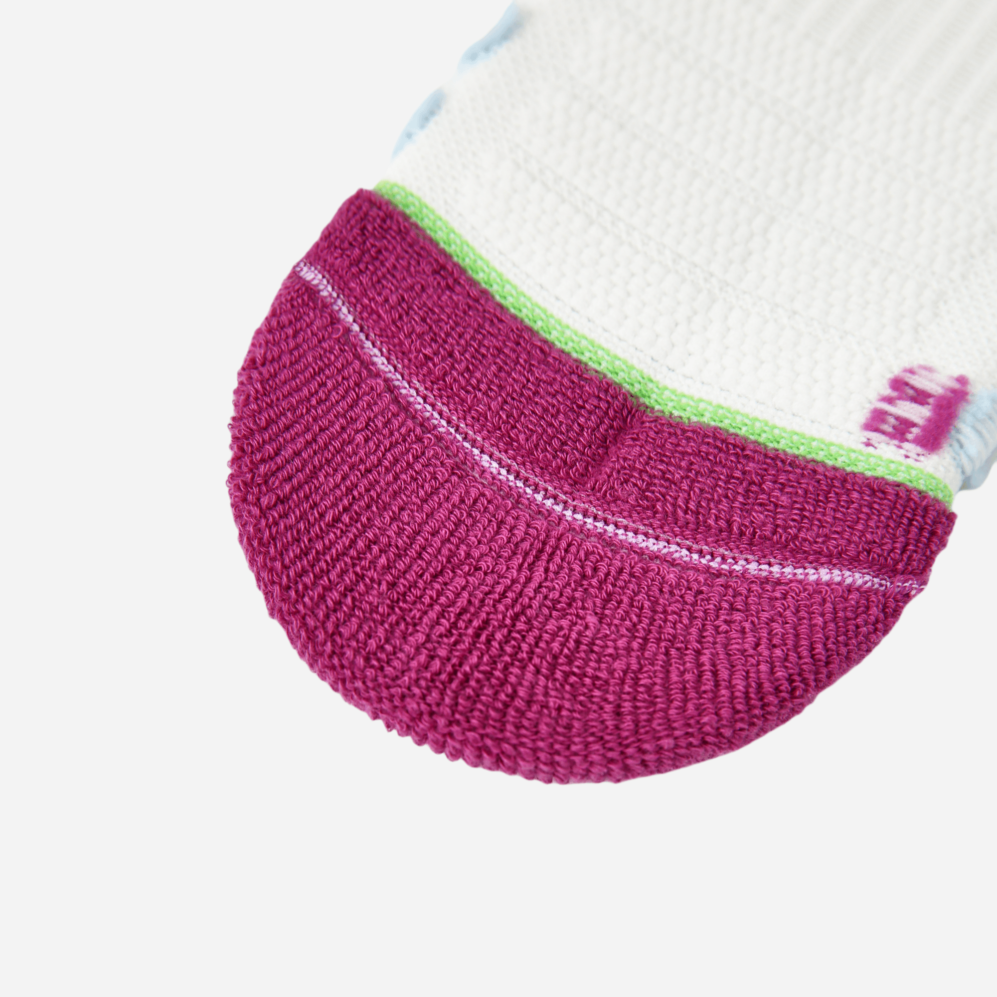 Women's Performance Cushioned Crew Socks - White