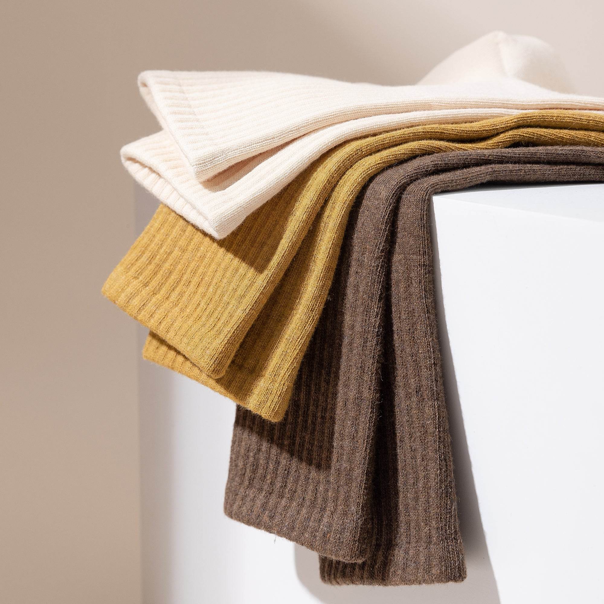 Women's Cozy Textured Knit Socks - 5 Pairs