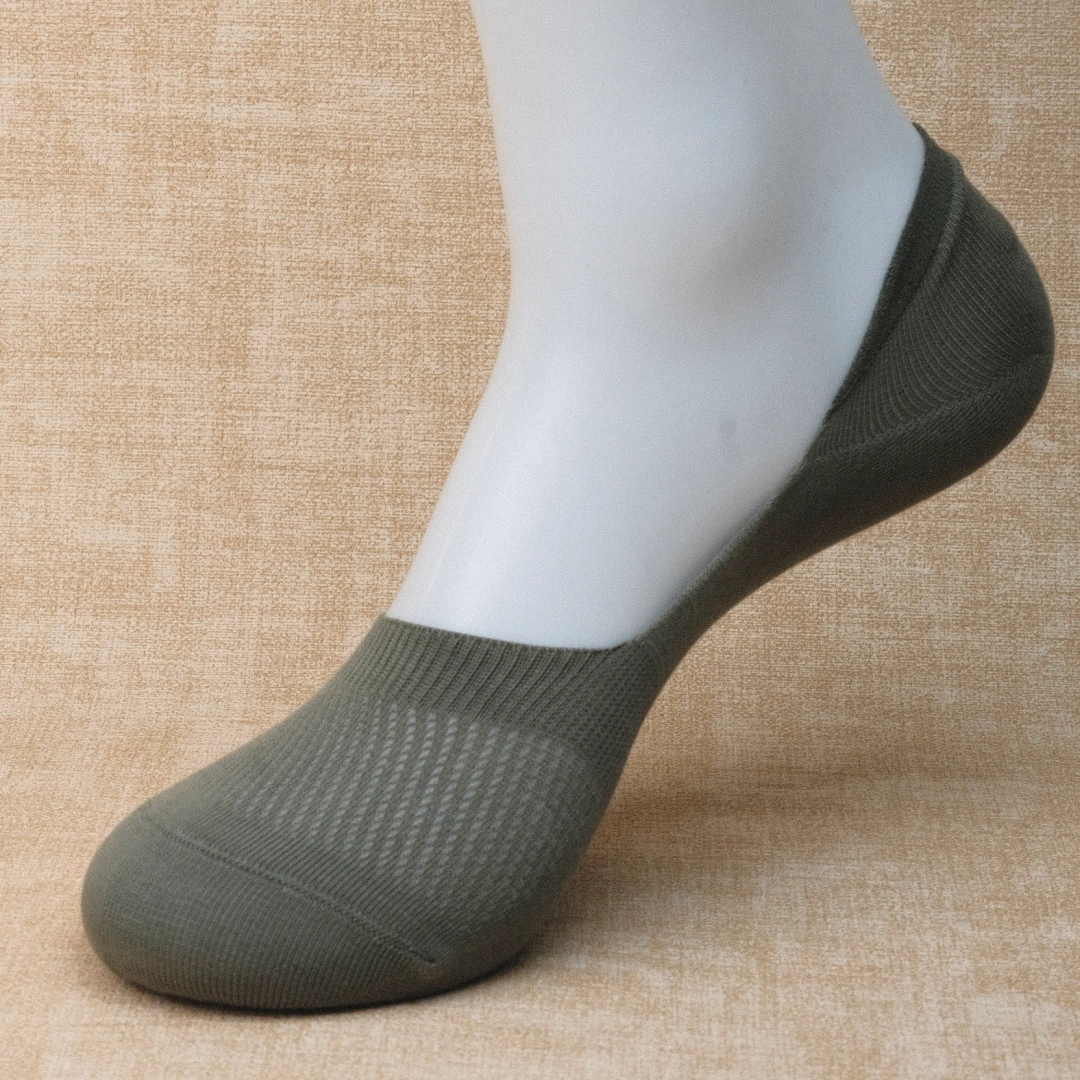 Men's 95% Cotton Ultra-Thin Mesh No-Show Socks - product photo showing breathable mesh comfort