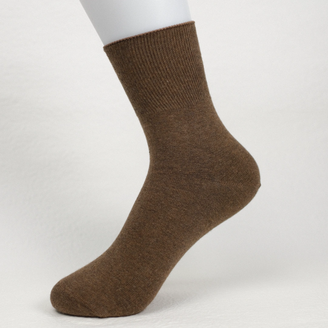 Women's 98% Cotton Relaxed-Fit Heather Crew Socks - product photo showing soft cotton-rich comfort